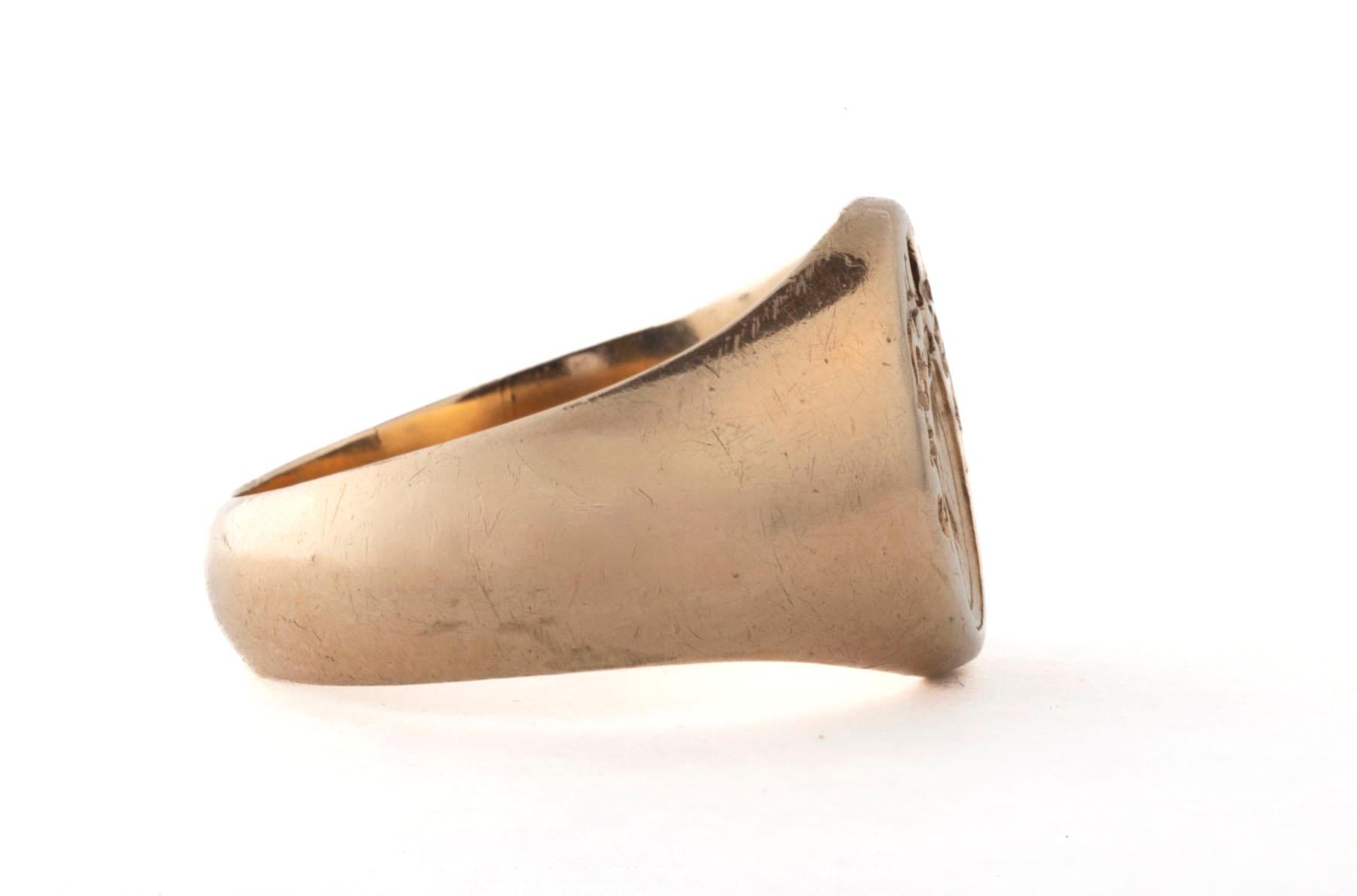 da uomo o donna 18 kt Gold French Raised Arm Signet Ring in vendita