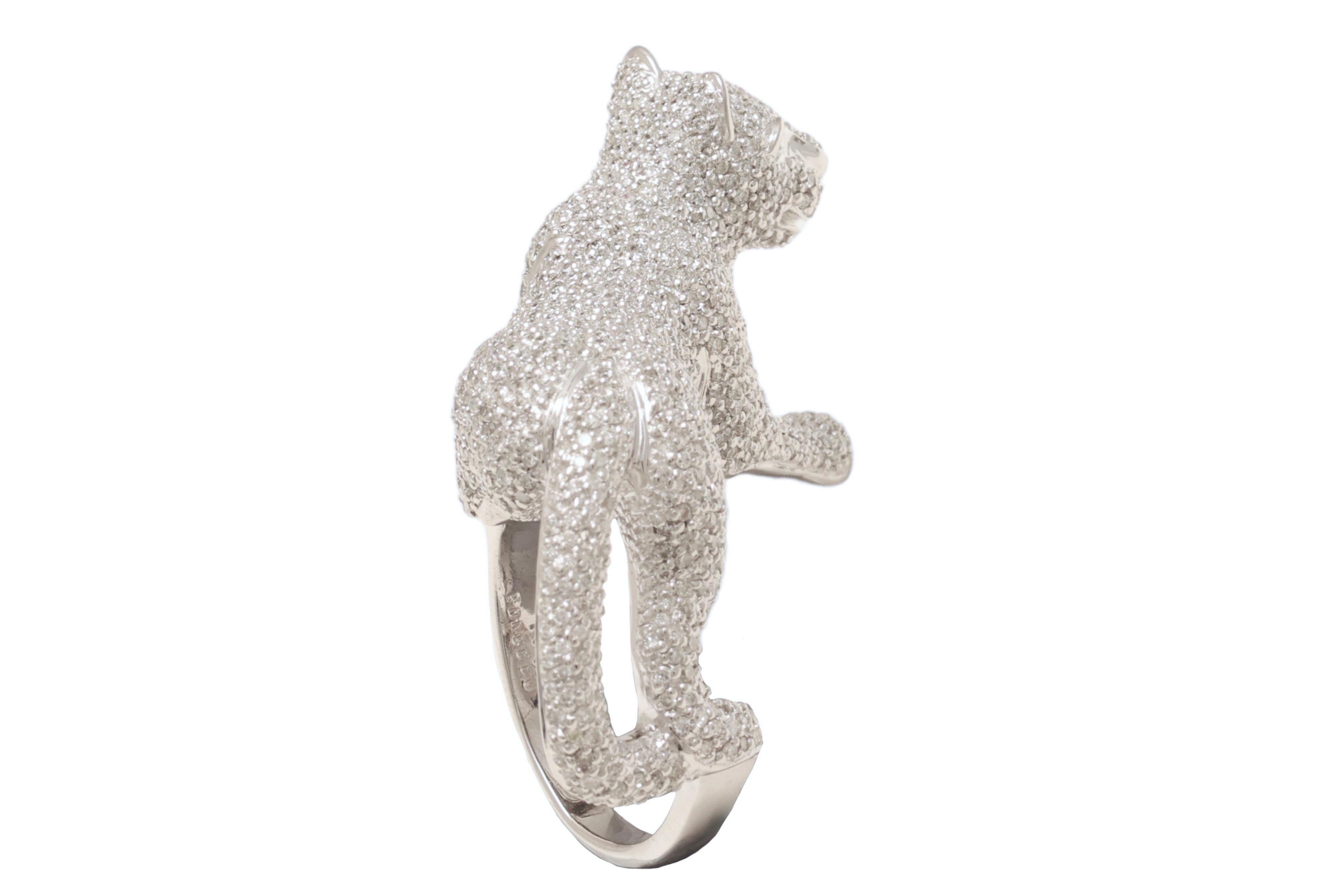 Women's or Men's 18 Kt Gold Full Pavé Diamonds Panther Ring with Green Emerald Eyes For Sale