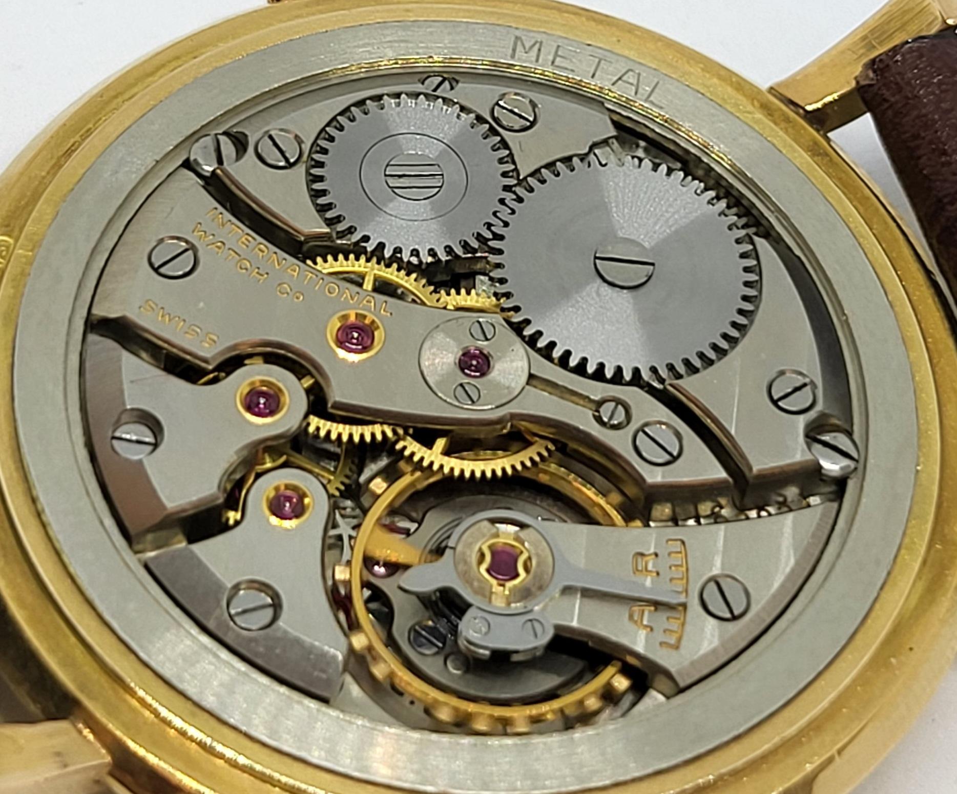 Artisan 18 Kt Gold IWC Vintage Wrist Watch Caliber Rare 89, Fancy Lugs For Sale