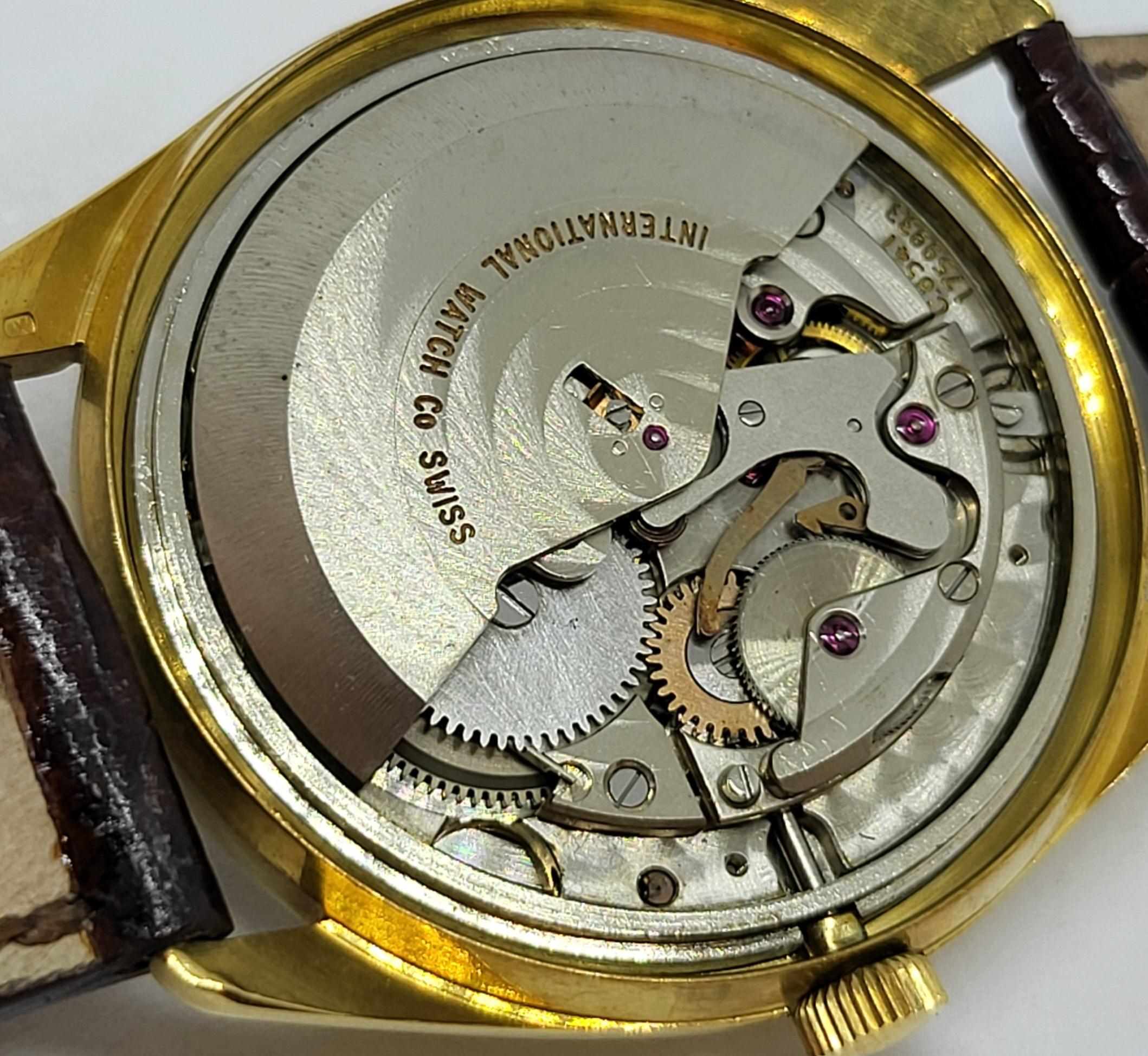 Artisan 18 Kt Gold IWC Wrist Watch Automatic Caliber 8541 / 810A For Sale