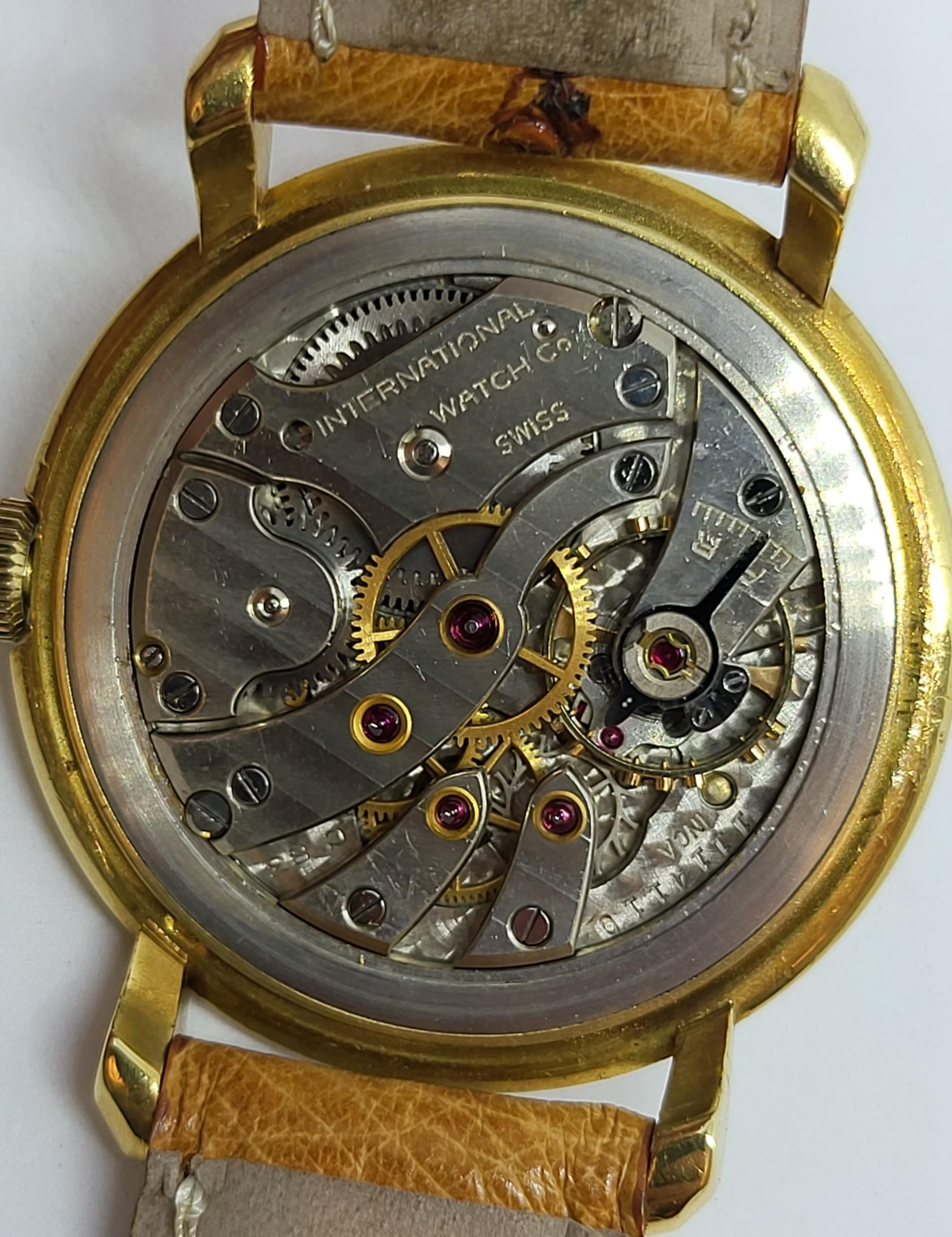 18 Karat Gold Iwc Armbanduhr Kaliber 83 im Angebot 2
