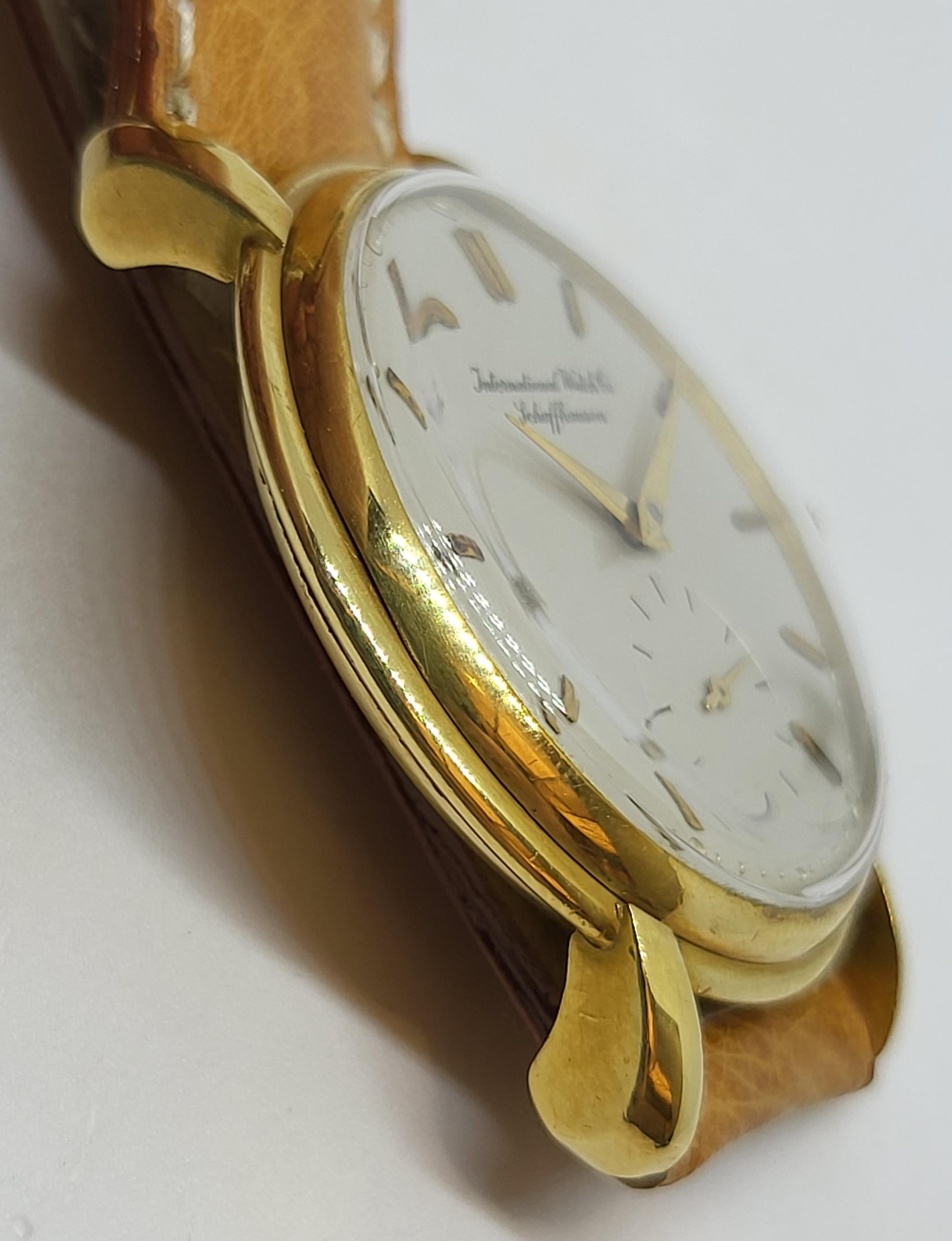 18 Kt Gold Iwc Wrist Watch Caliber 83 For Sale 1