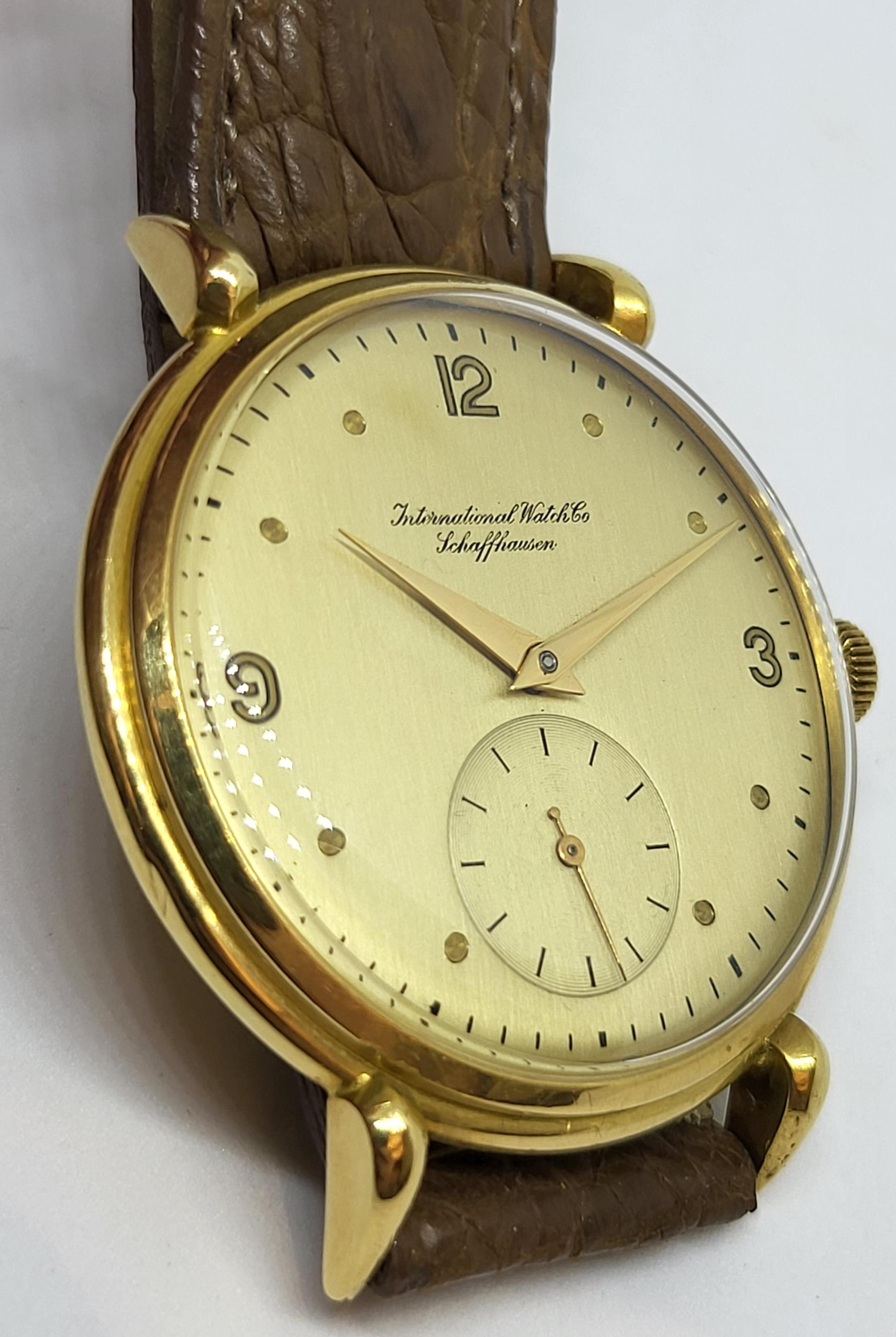 18 Kt Gold IWC Wrist Watch Caliber 88 Rare Manual Winding Calatrava For Sale 4