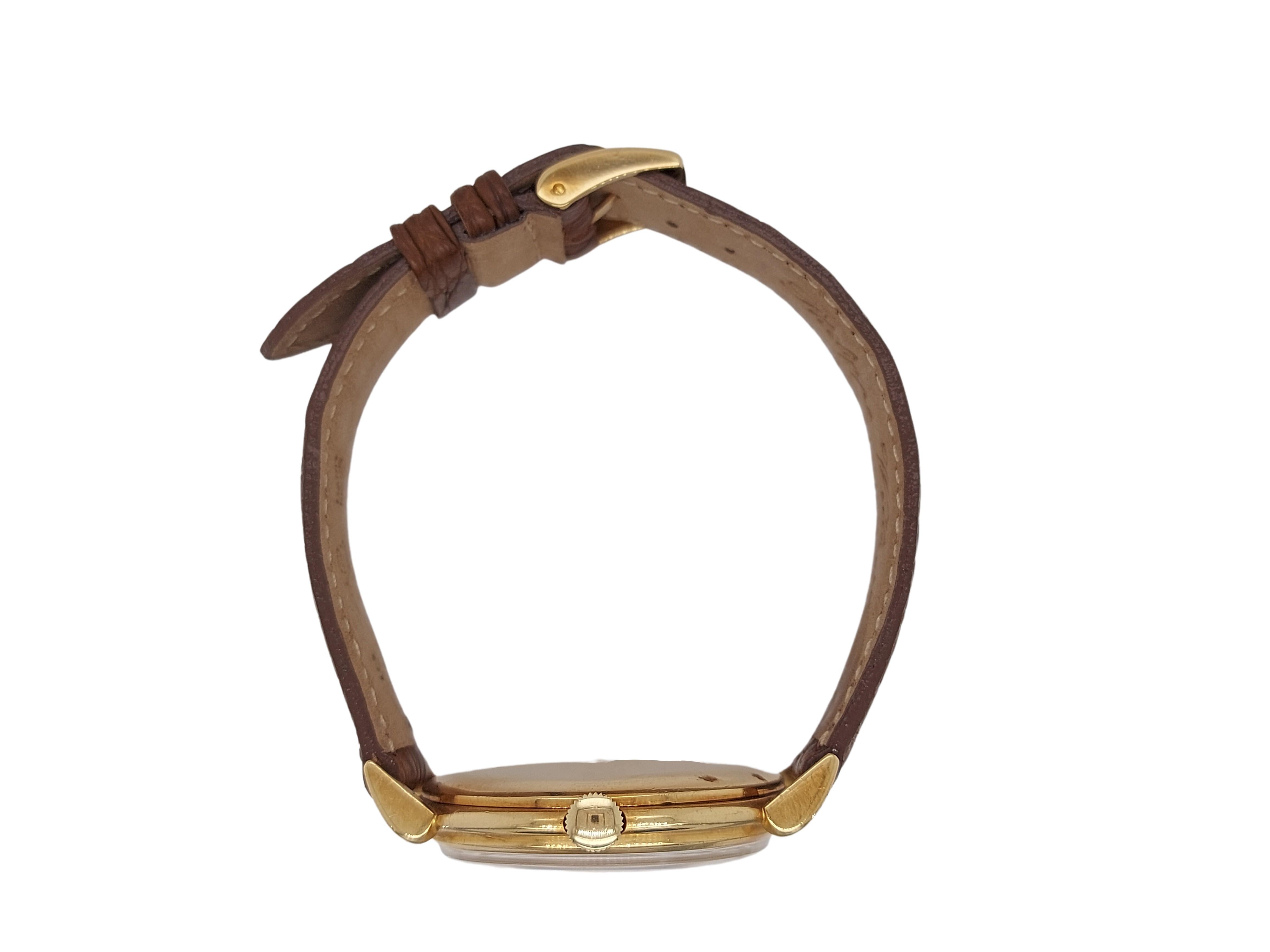 Montre-bracelet IWC calibre 88 à remontage manuel Calatrava en or 18 carats en vente 13