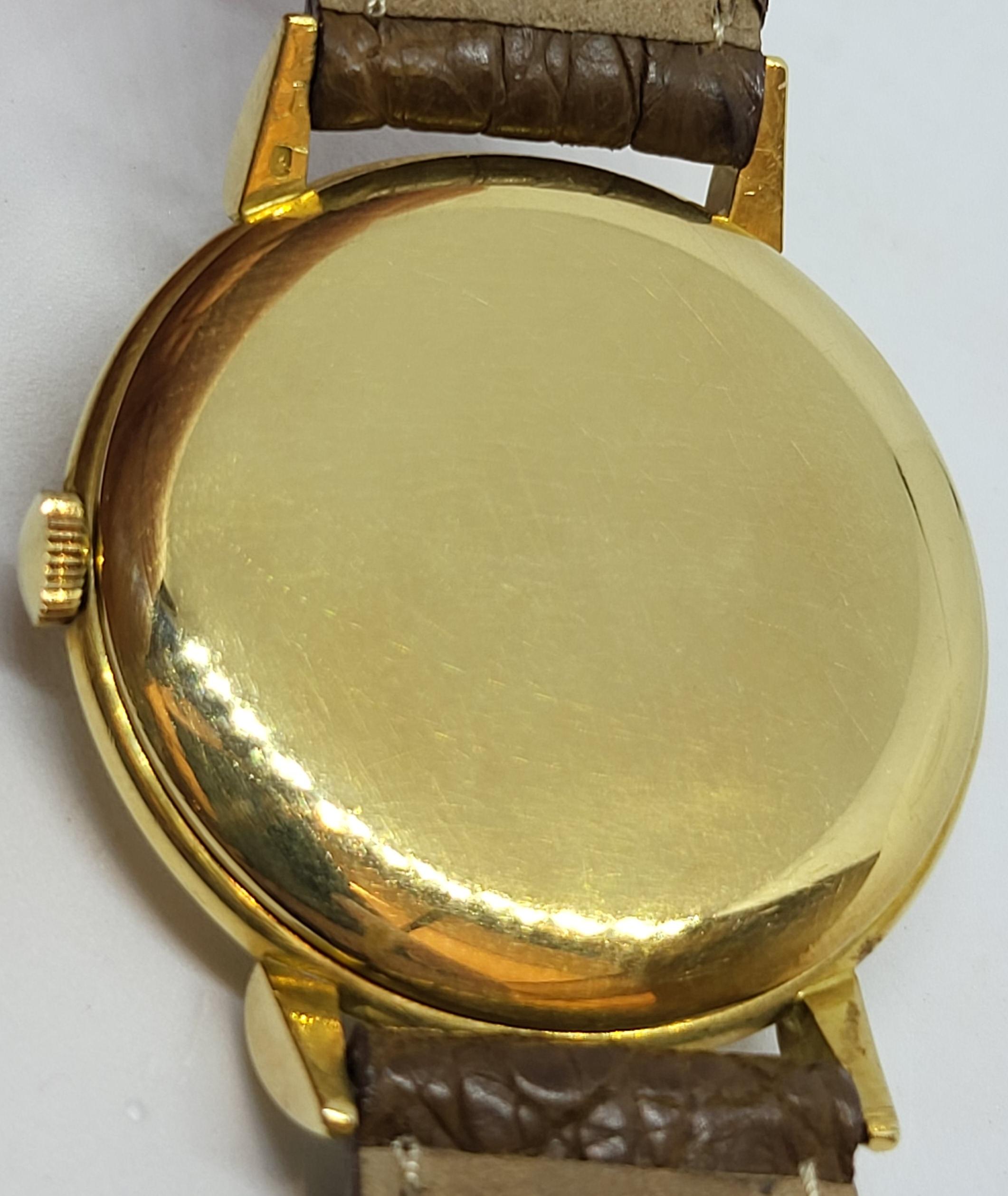 Montre-bracelet IWC calibre 88 à remontage manuel Calatrava en or 18 carats en vente 4