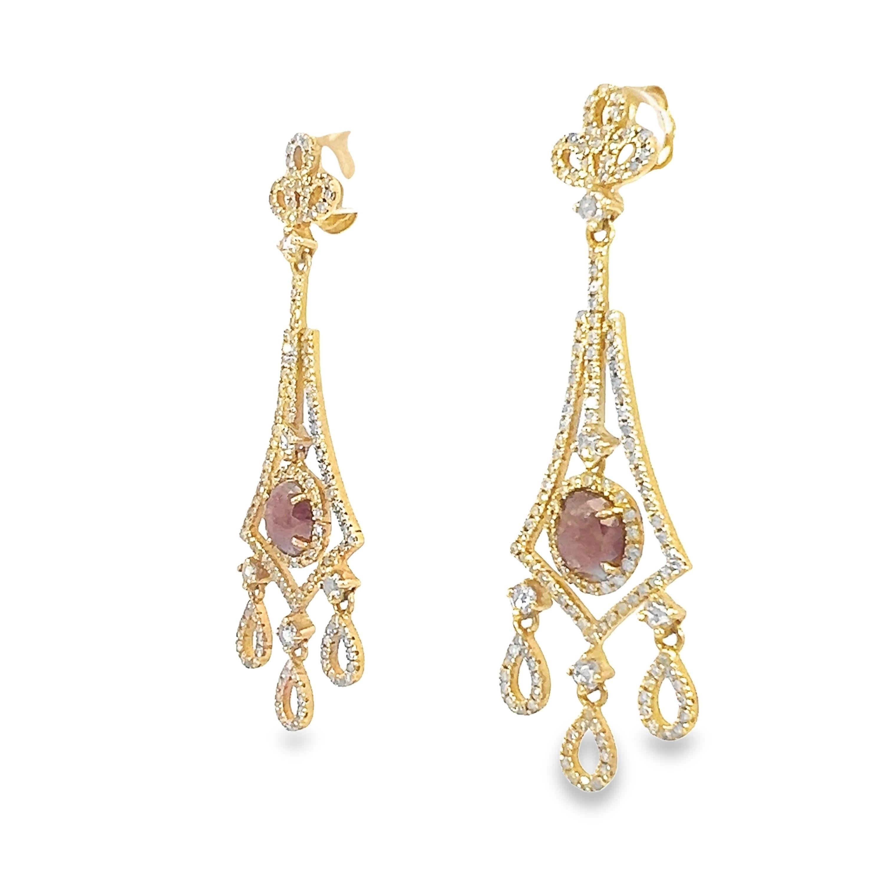 Donna Orecchini con diamanti naturali in oro 18 carati in vendita