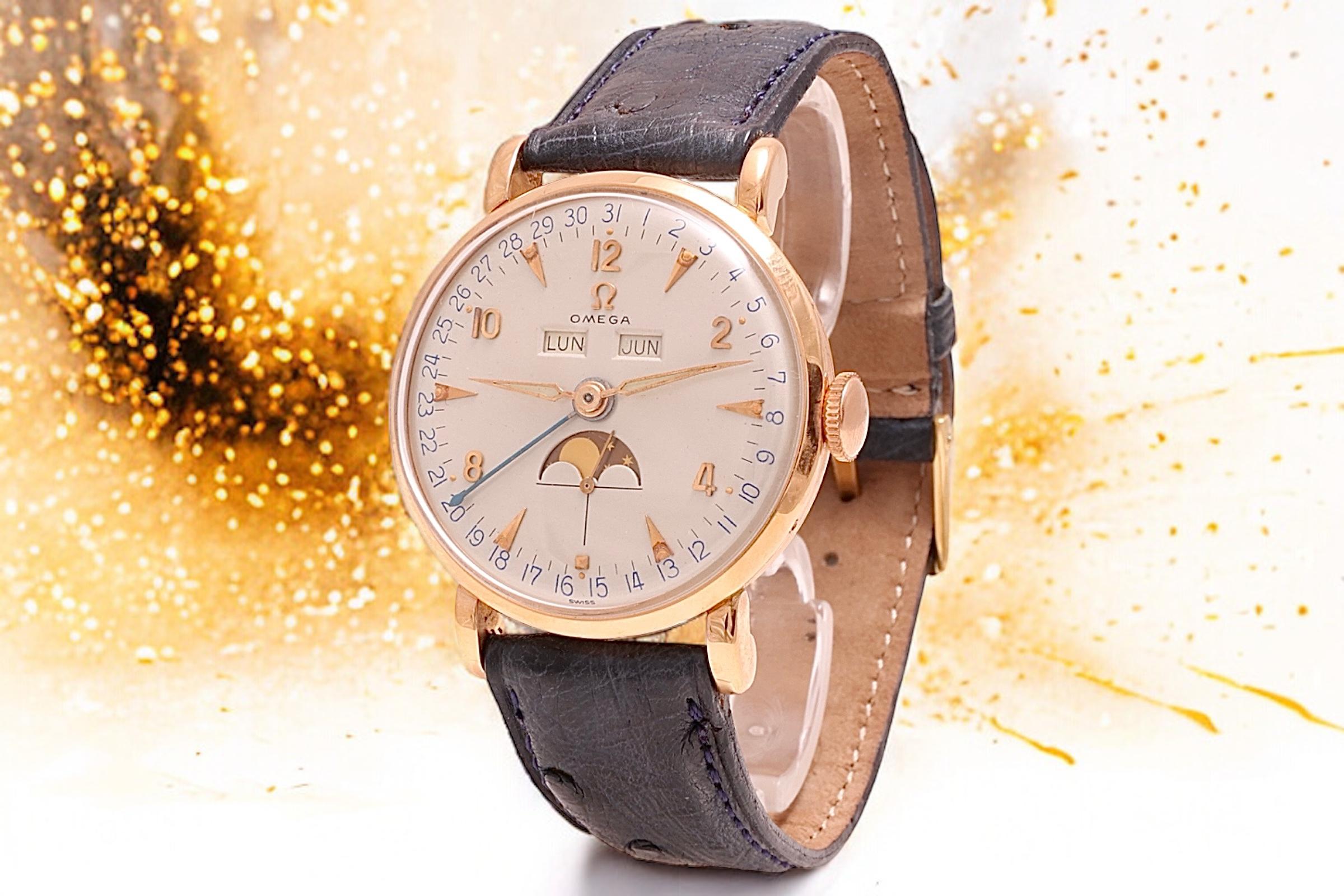 Montre-bracelet Omega Cosmic Triple Date Moon phase collectionneurs en or 18 carats réf. 2473 en vente 9