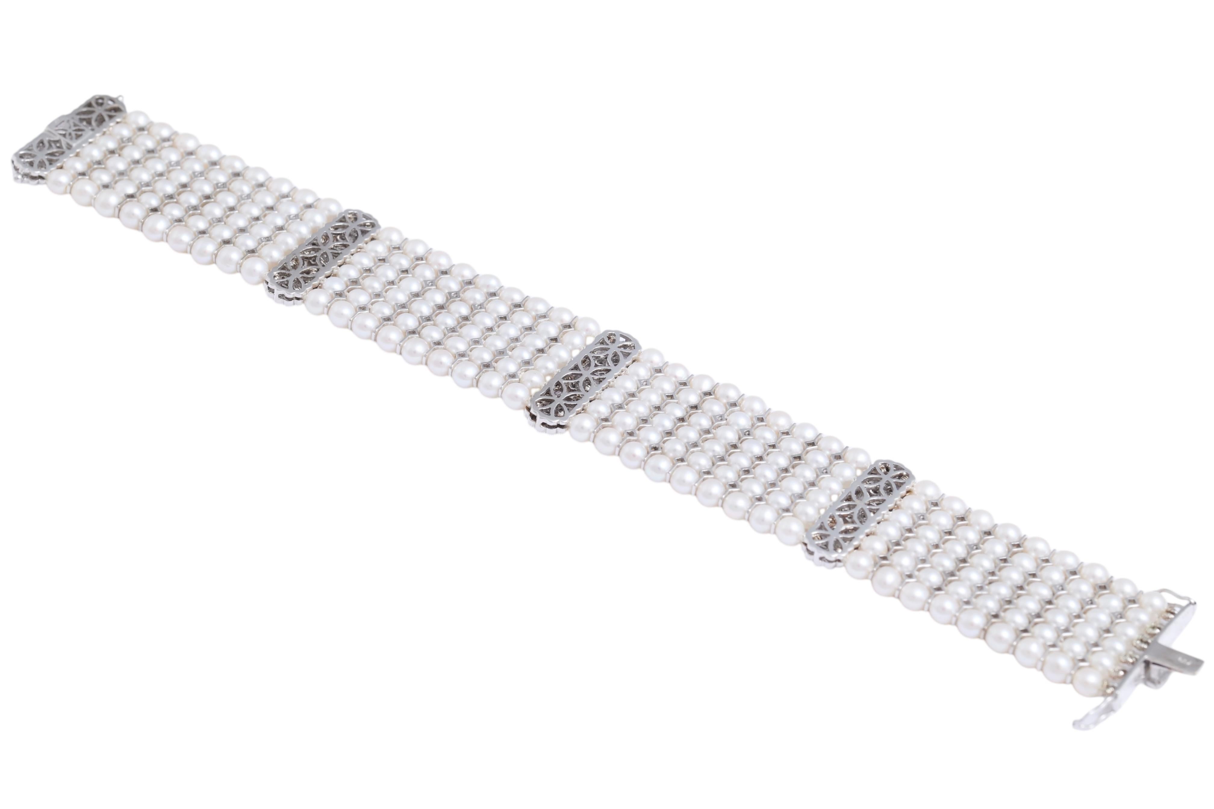 Bracelet en or 18 carats, perles et diamants, pièce d'art extrêmement raffinée en vente 6