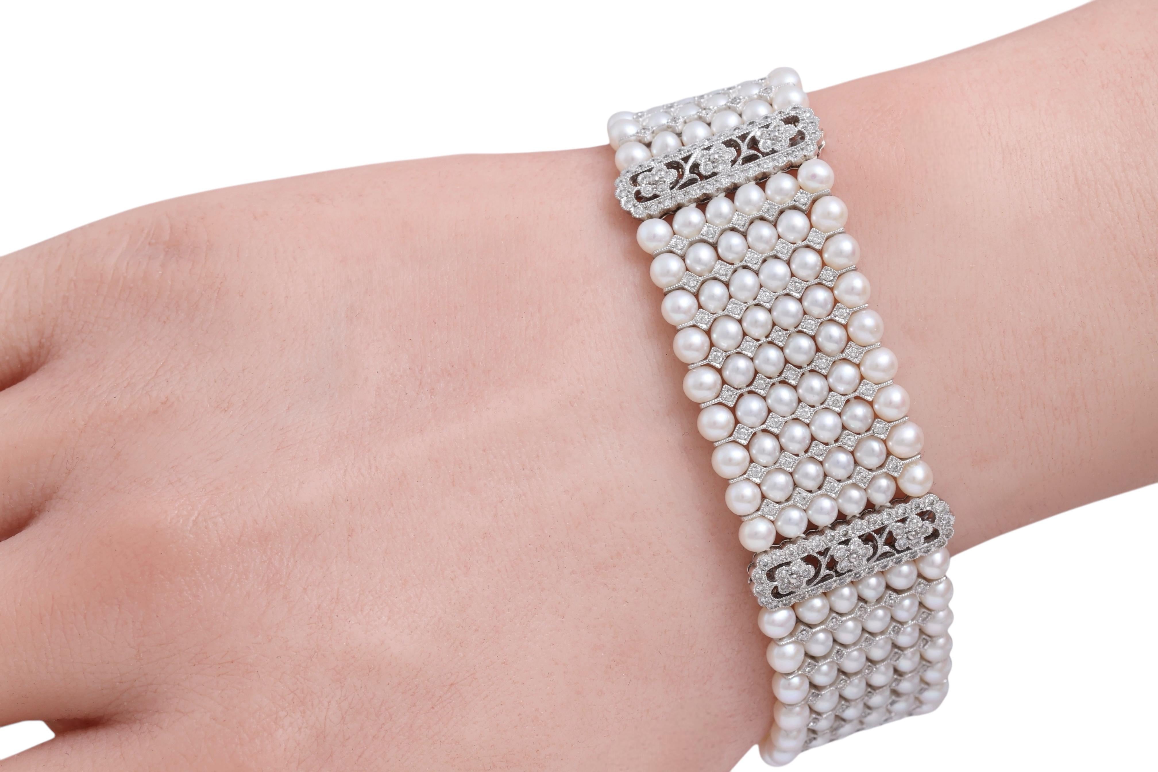 Bracelet en or 18 carats, perles et diamants, pièce d'art extrêmement raffinée en vente 11
