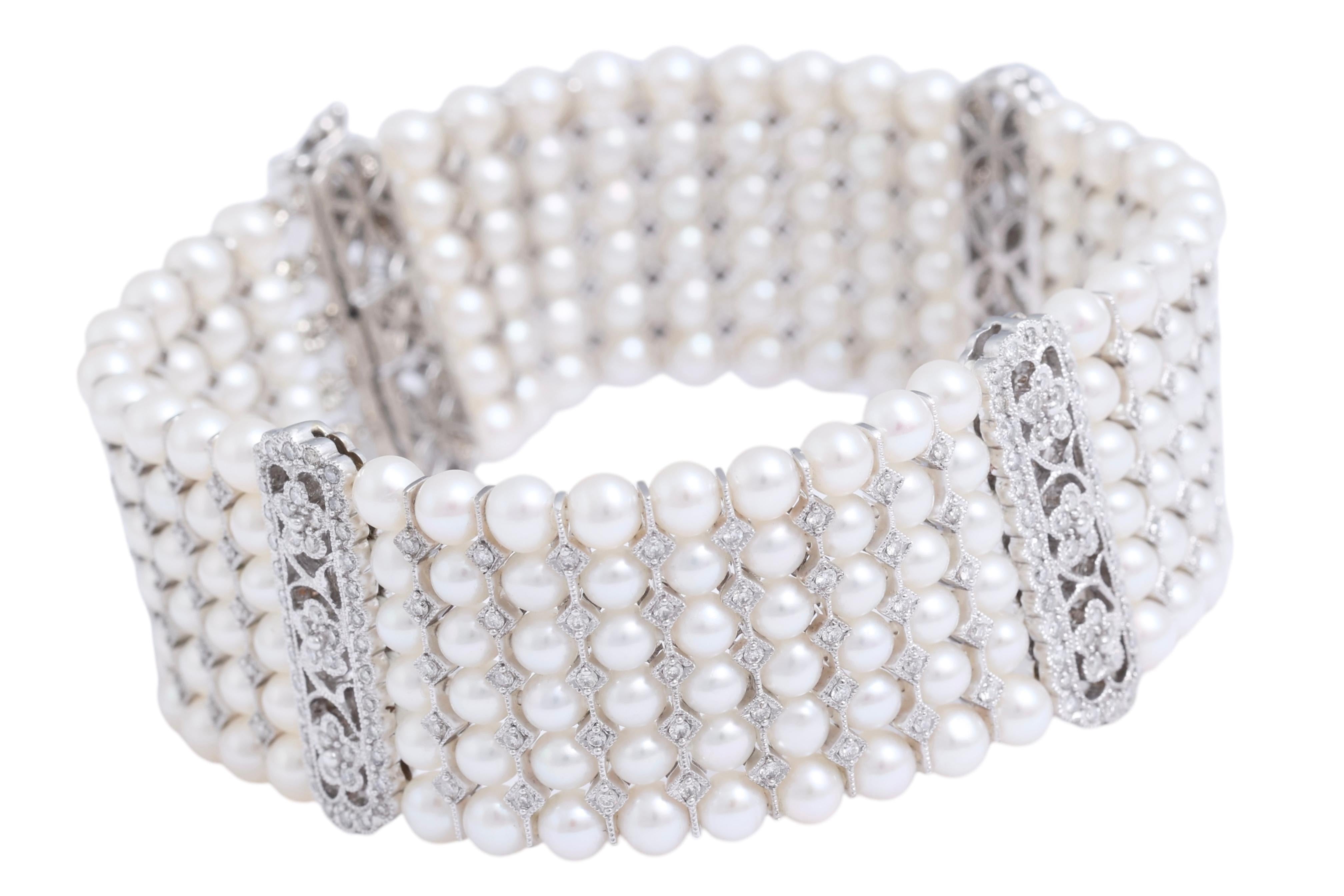 Bracelet en or 18 carats, perles et diamants, pièce d'art extrêmement raffinée Neuf - En vente à Antwerp, BE