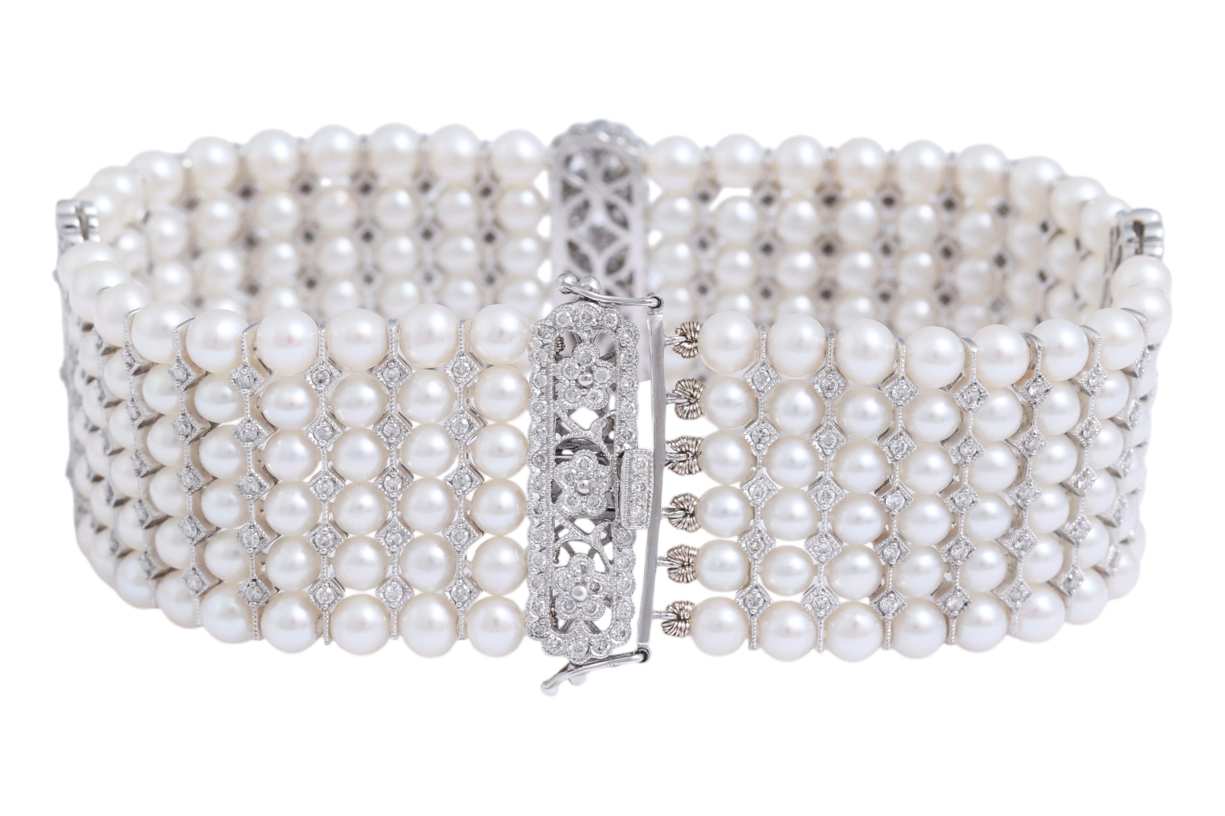 Bracelet en or 18 carats, perles et diamants, pièce d'art extrêmement raffinée Unisexe en vente
