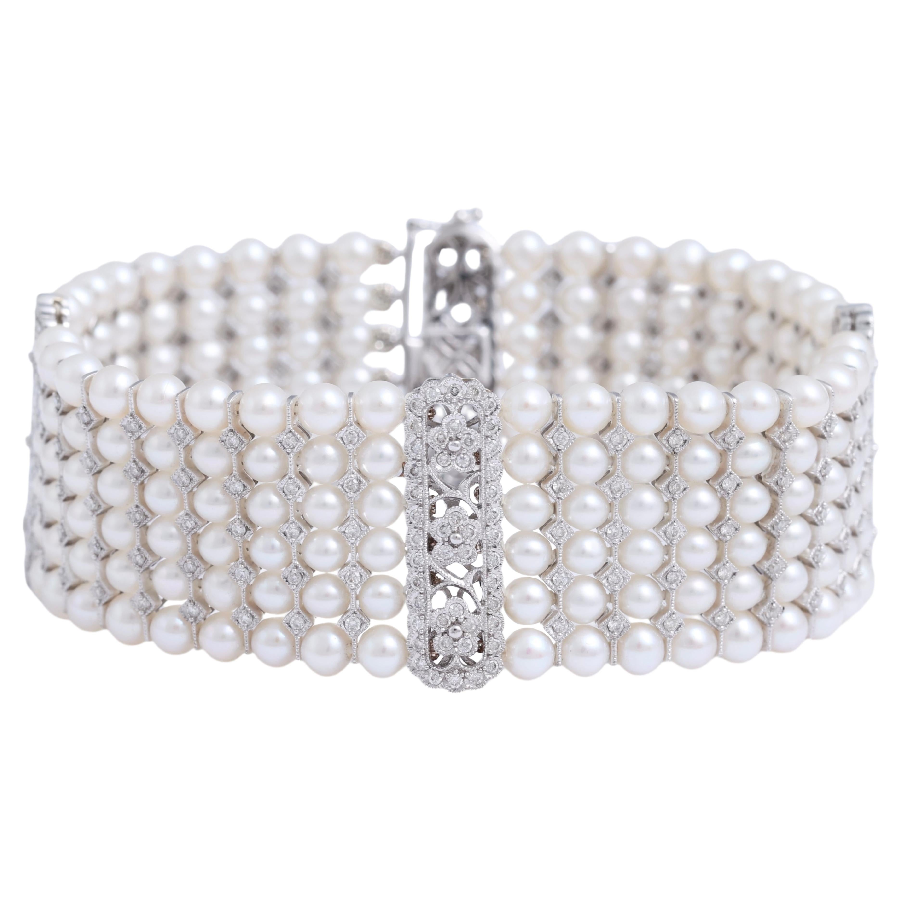 Bracelet en or 18 carats, perles et diamants, pièce d'art extrêmement raffinée en vente