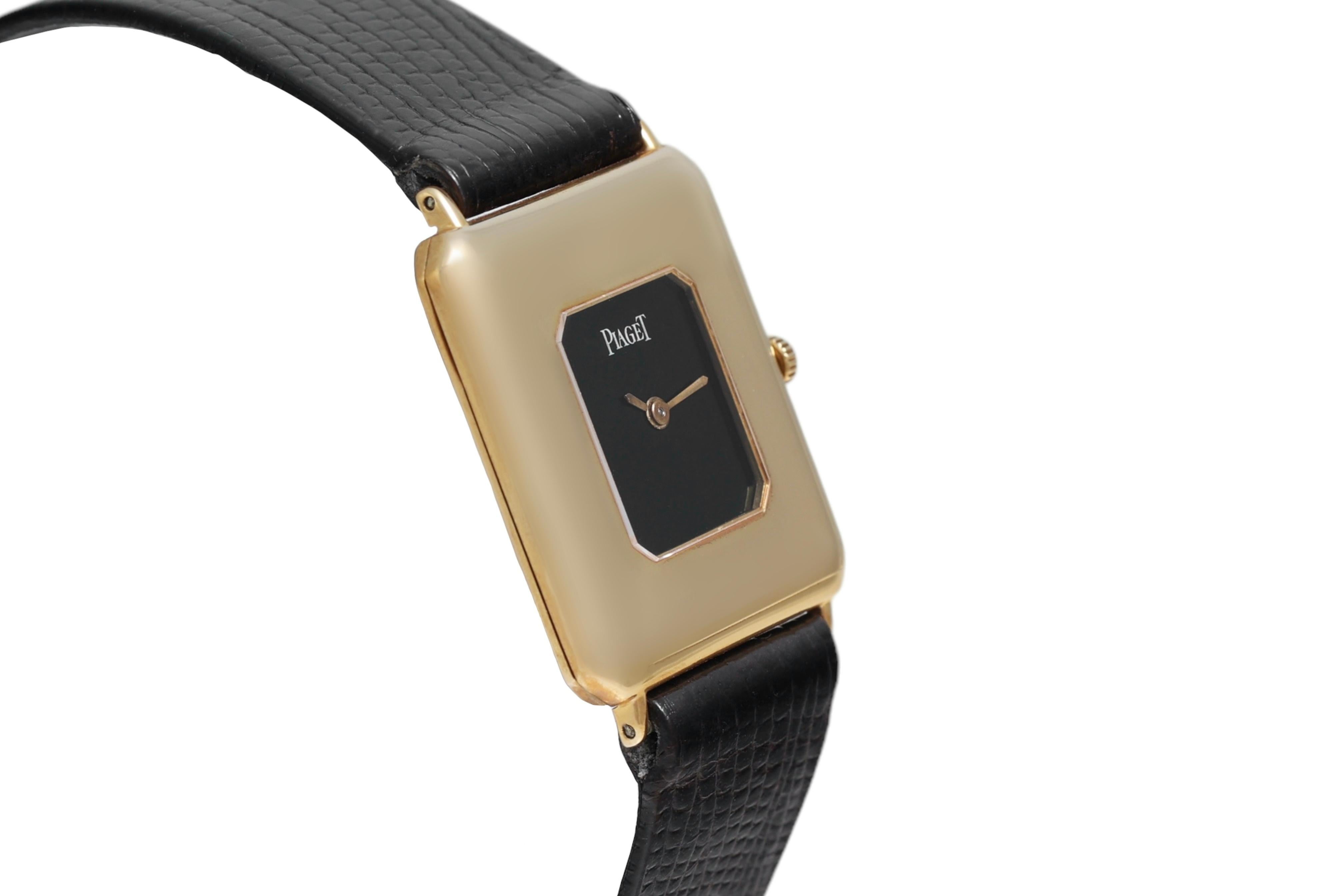 18 kt Gold Piaget Kleid Armbanduhr, mechanisches Kaliber 9P1, Ref 99141 im Angebot 2