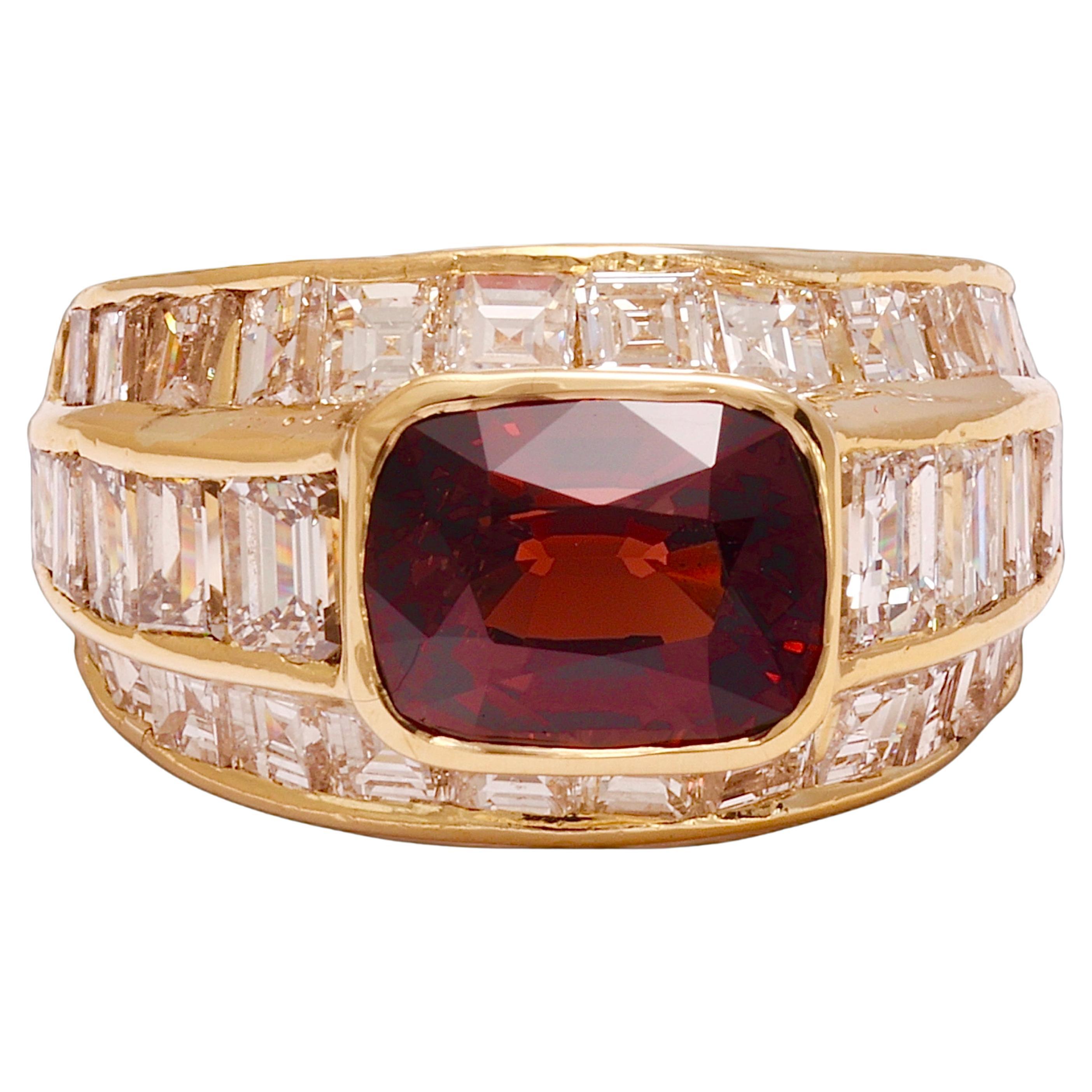 18 Kt Gold Ring, 3.5 Ct Burmese Red Spinel & 4.6 Ct Diamonds, Estate sultan Oman For Sale