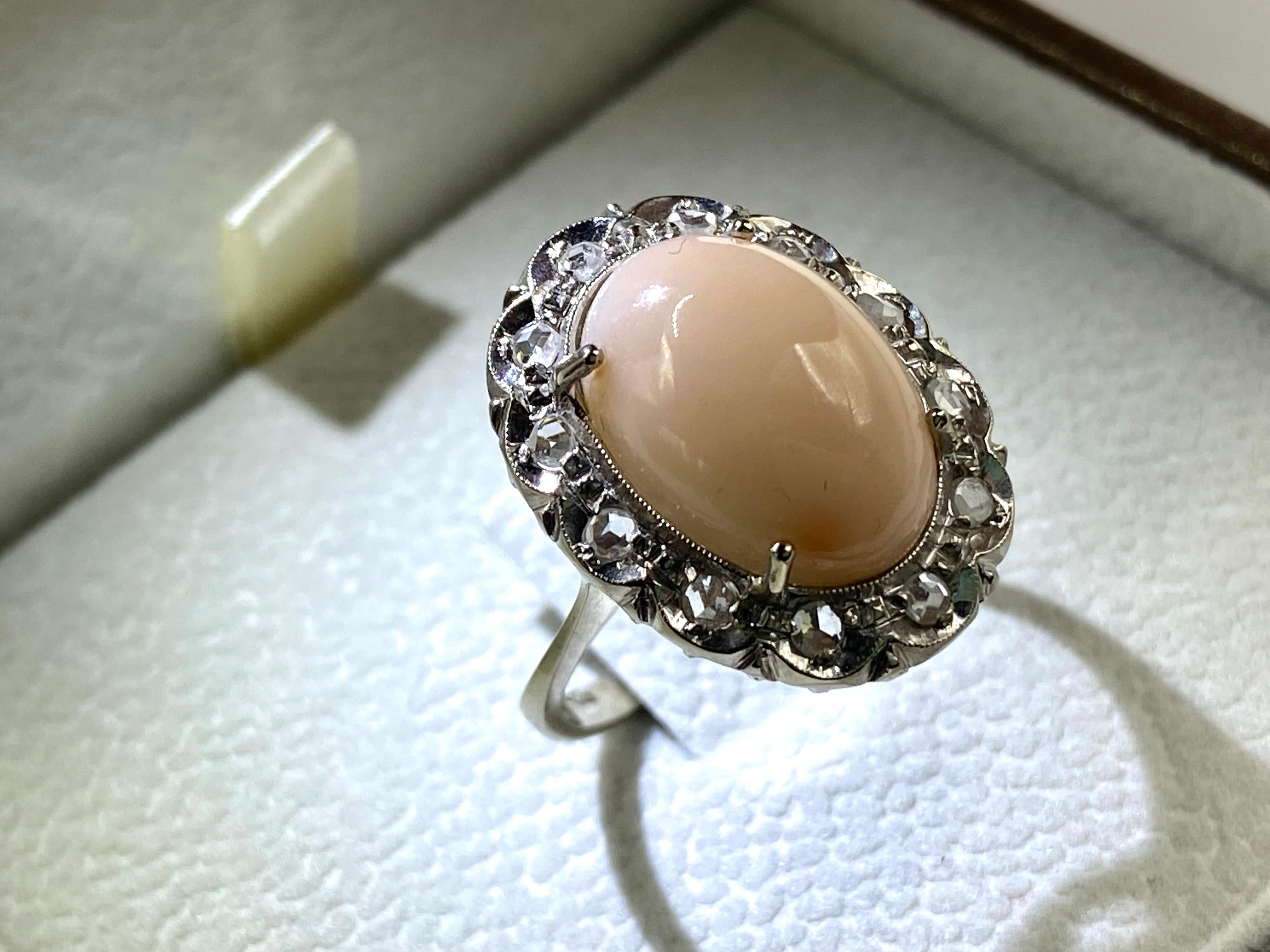 Rose Cut 18 Kt Gold Ring, Coral, Pink Cut Diamonds For Sale