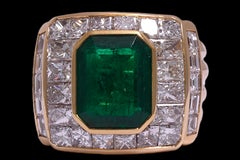 18 kt. Gold Ring Himalayan Afghanistan Emerald & Diamonds, Estate Sultan Oman