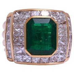 18 kt. Gold Ring Himalayan Afghanistan Emerald & Diamonds, Estate Sultan Oman 