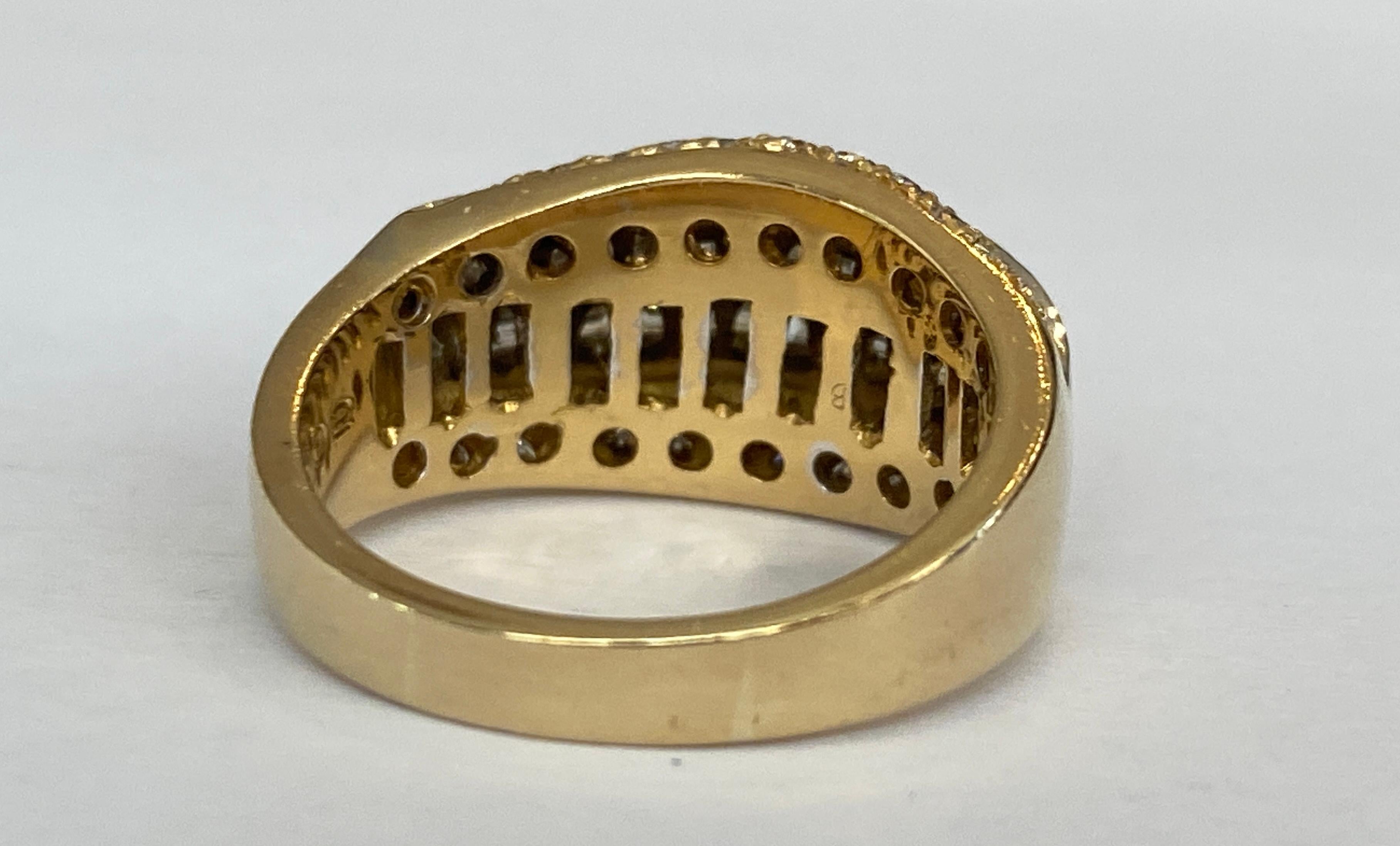 18 Kt. Gold  Band Ring with 2.02 Ct Diamonds For Sale 2