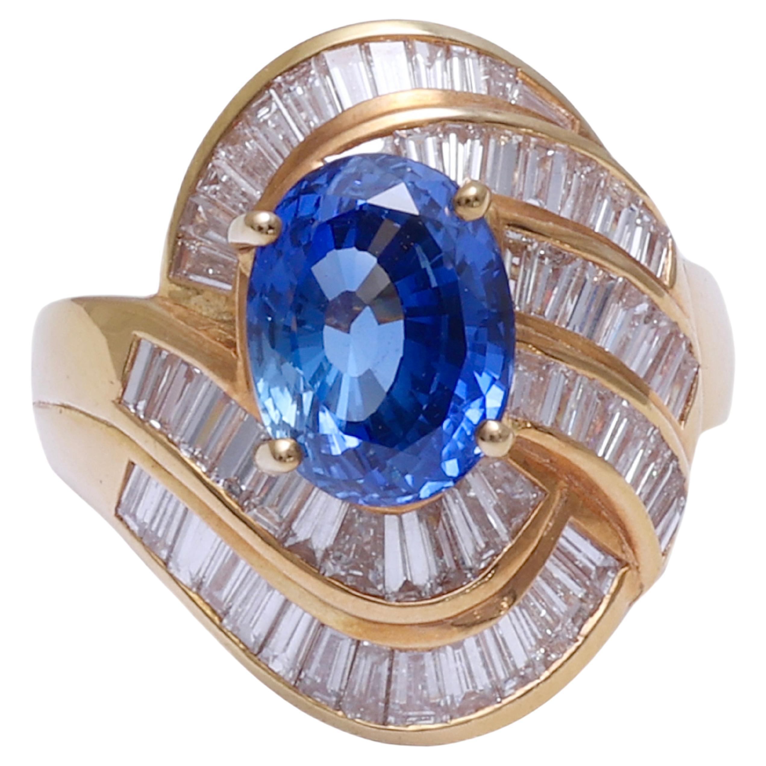 Unique and Luxurious 18 kt. Gold Ring With 3.5 ct. Ceylon Sapphire and Baguette Cut Diamonds

Diamonds: Baguette cut diamonds, together 1.95 ct.

Sapphire: Blue Ceylon sapphire 3.5 ct.

Material: 18 kt yellow gold

Ring size: 53 EU / 6.5 US ( ring