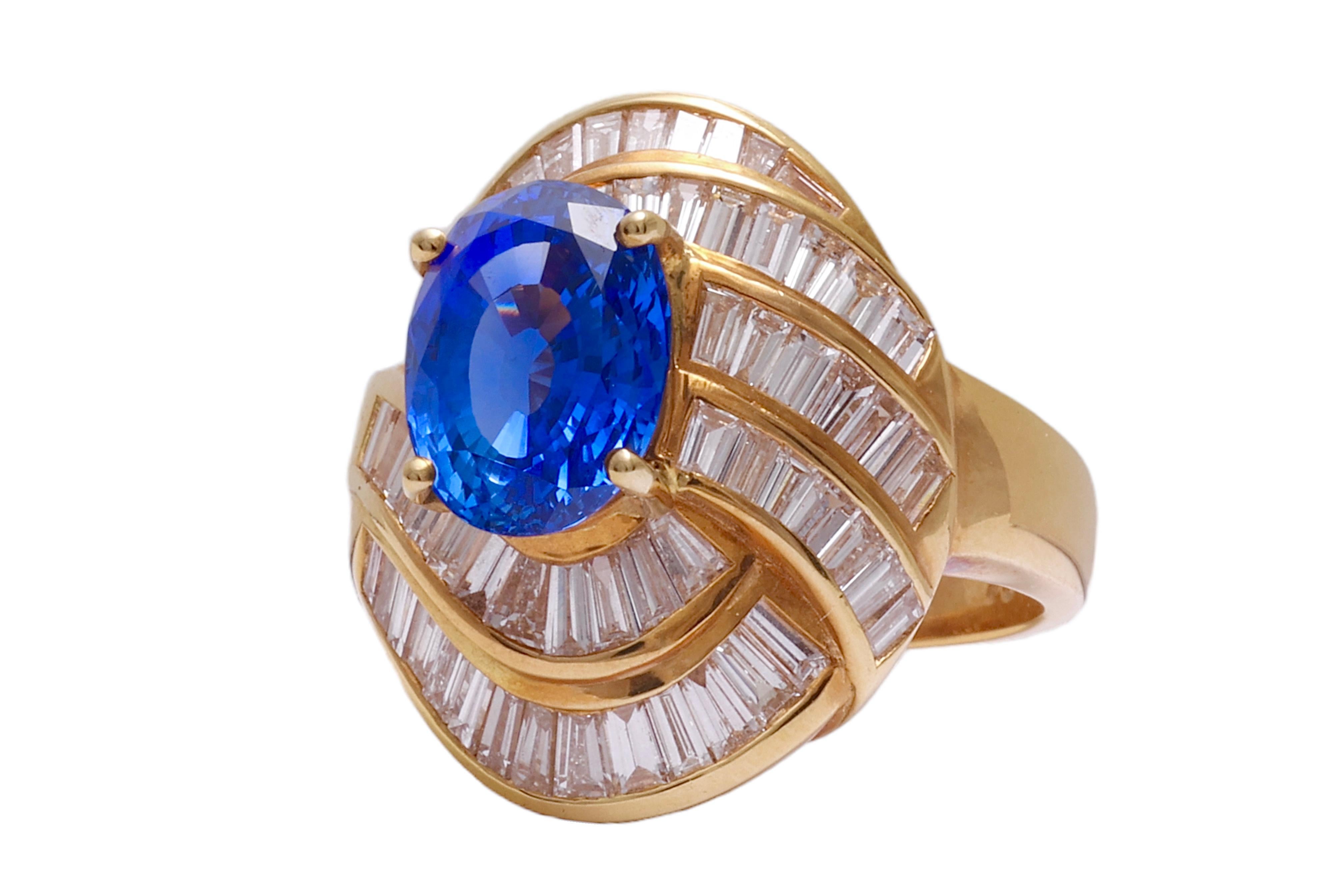 Artisan  18 kt. Gold Ring With Ceylon Sapphire & Baguette Cut Diamonds For Sale