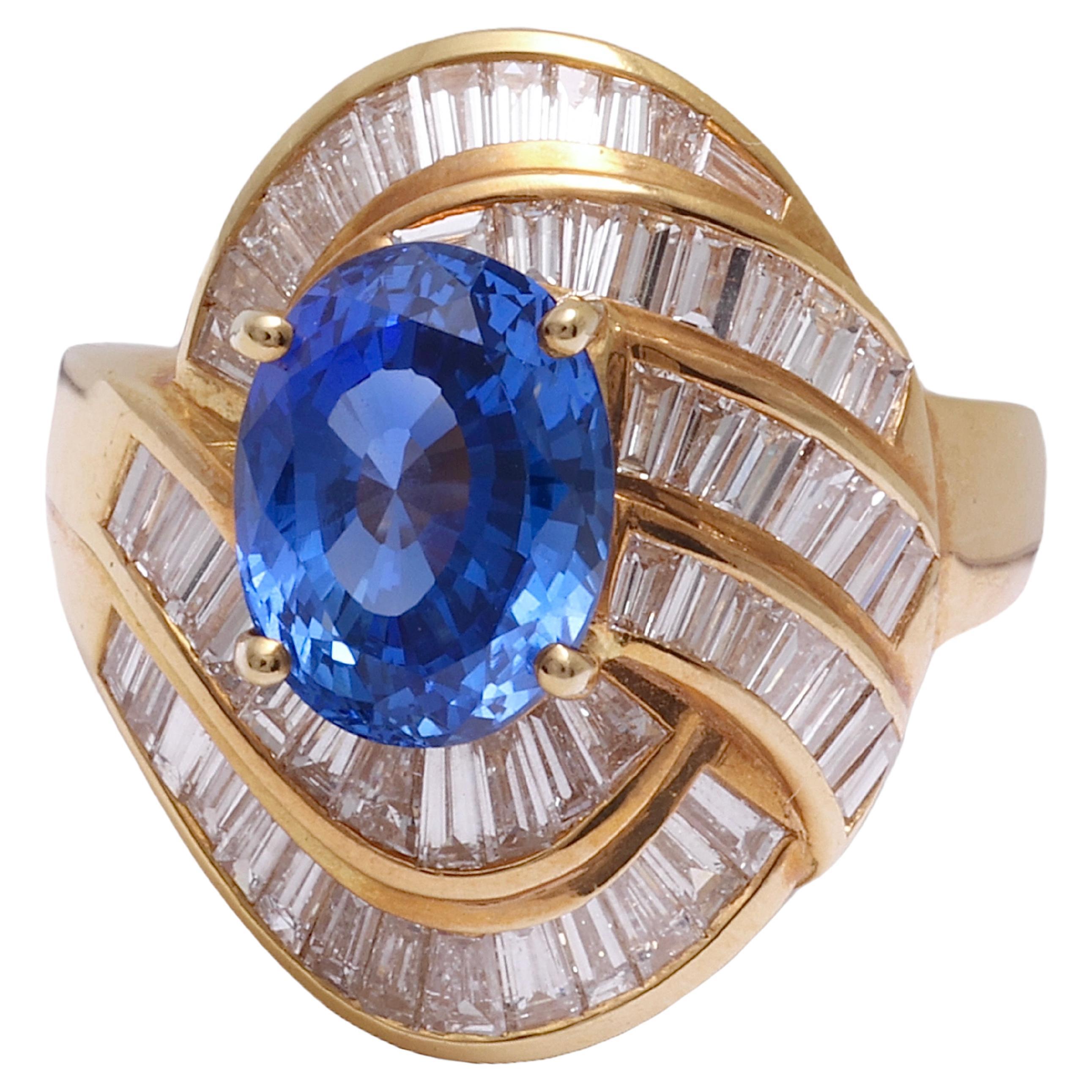  18 kt. Gold Ring With Ceylon Sapphire & Baguette Cut Diamonds