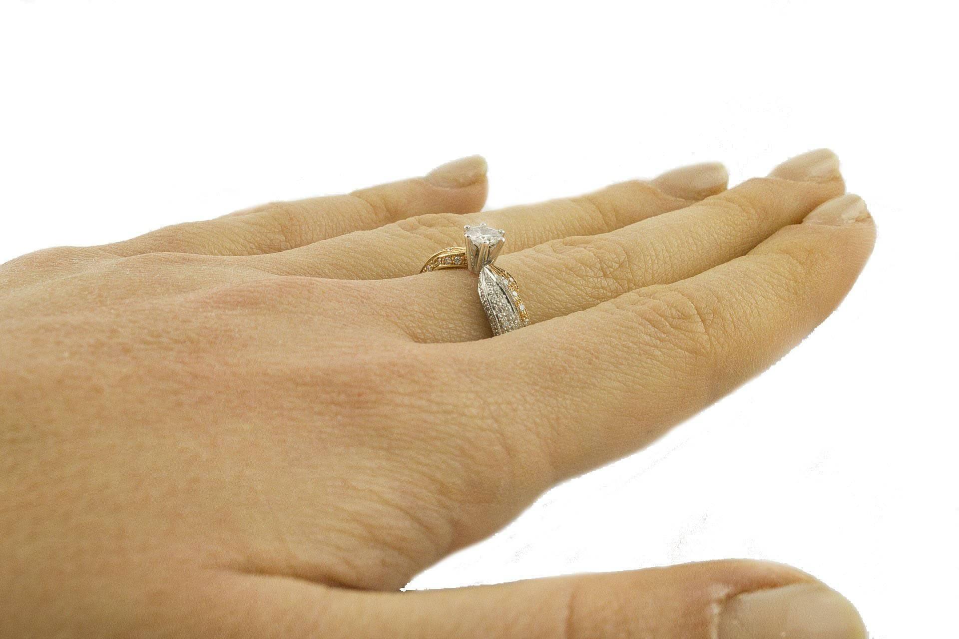 Solitär-Ring aus Roségold mit Diamanten  Damen