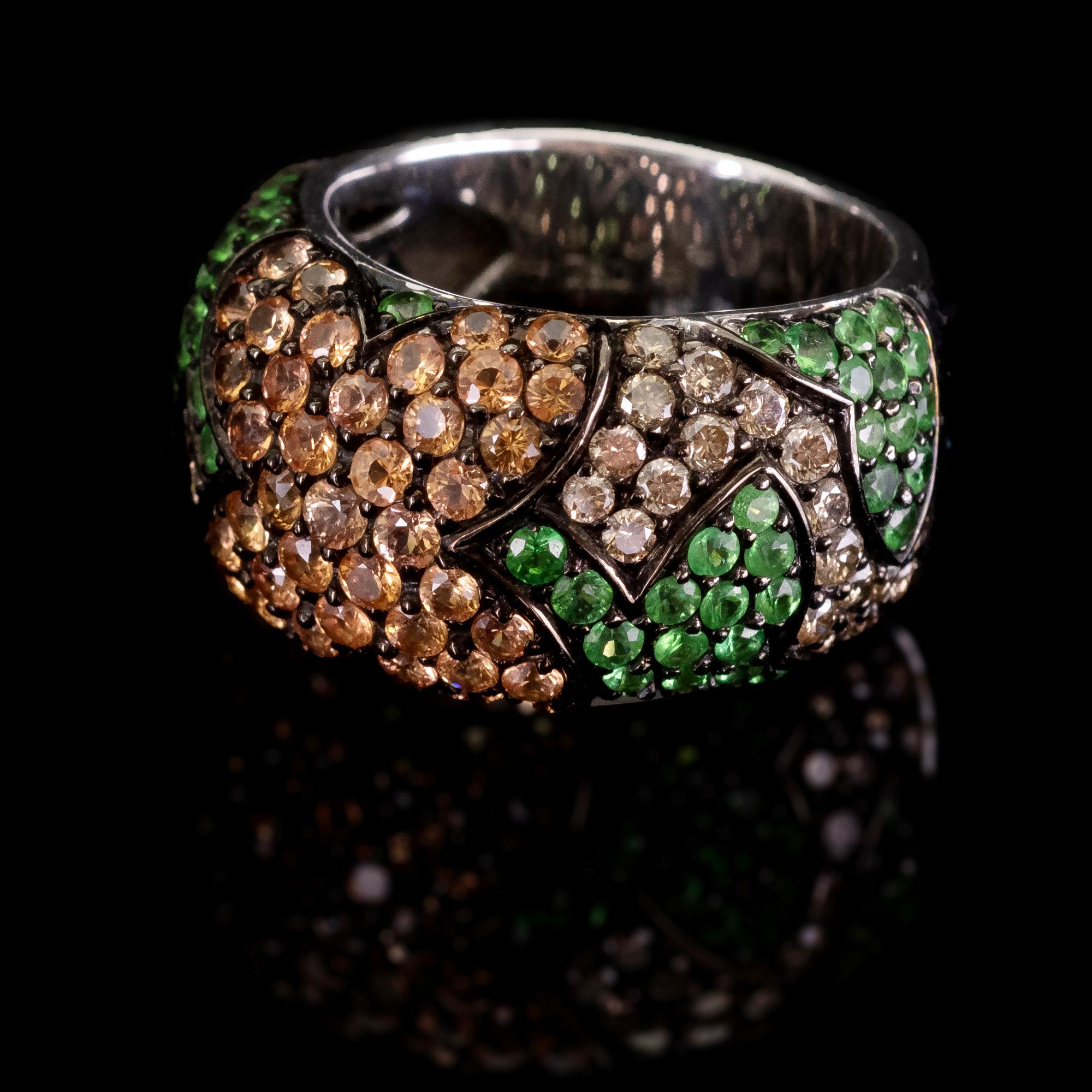 Contemporary 18 Karat Gold Tsavorite, Sapphire and Diamond Cocktail Band Ring For Sale