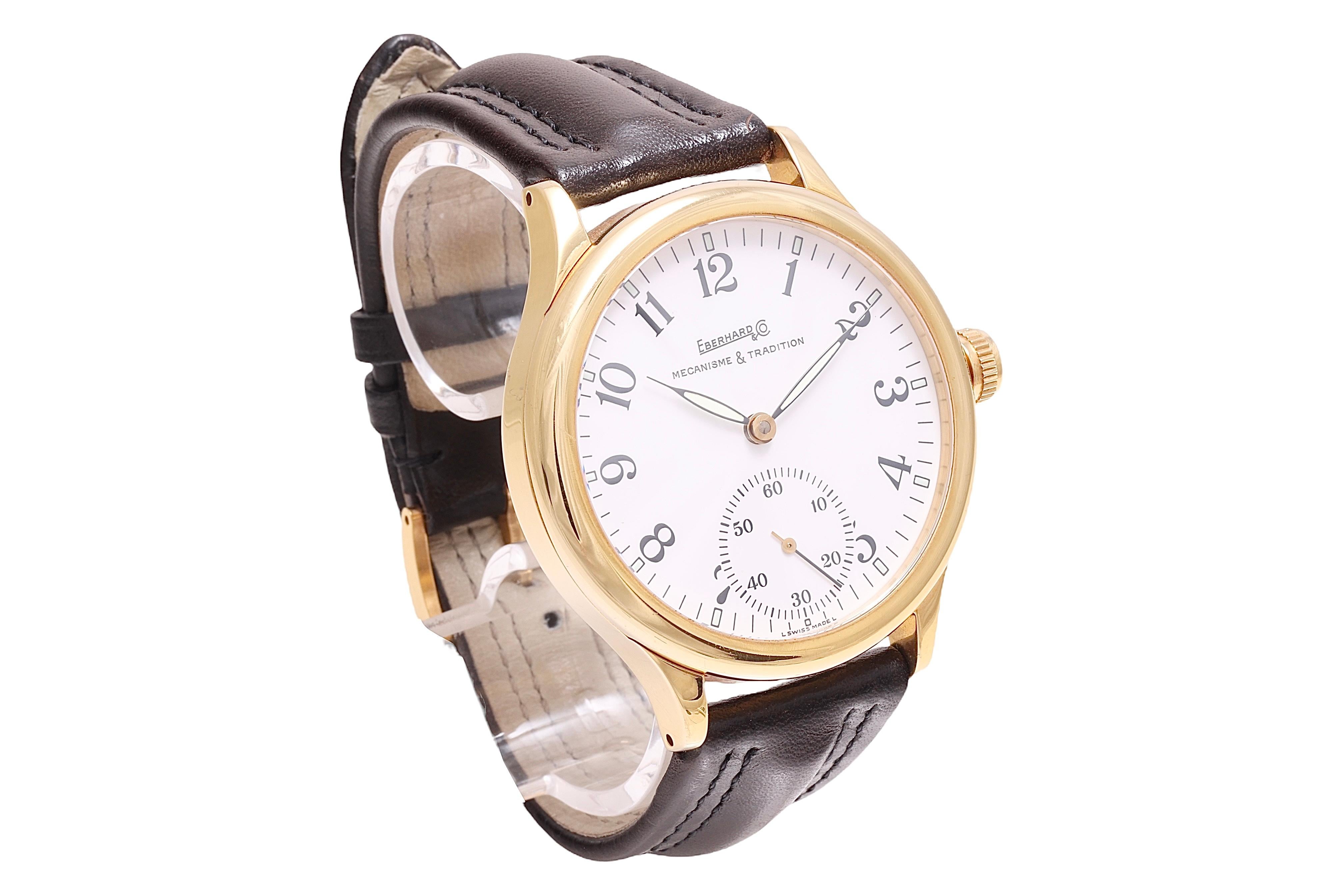 Grande montre-bracelet collection Grand Eberhard à remontage manuel 18 carats en vente 5