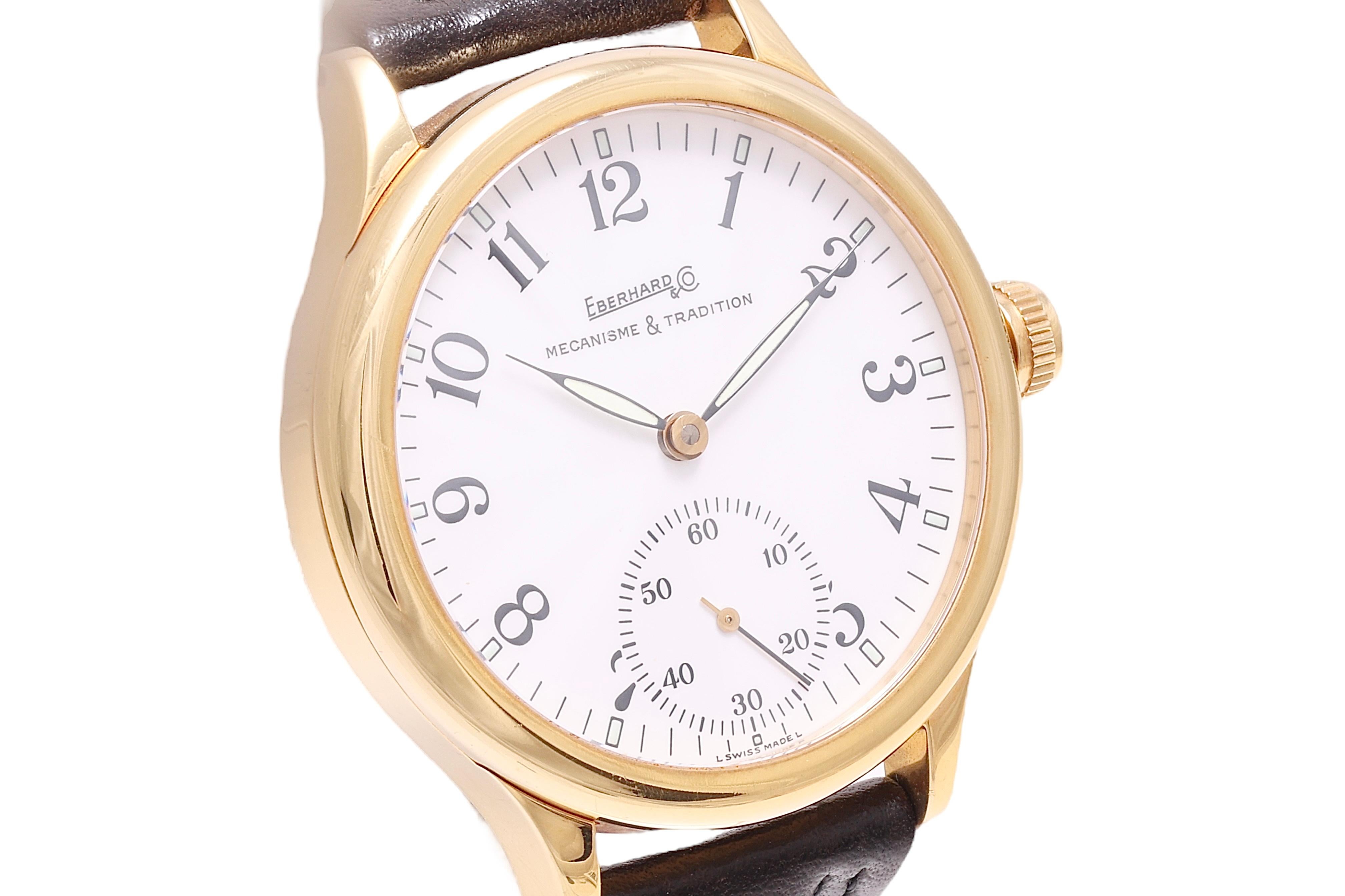 Grande montre-bracelet collection Grand Eberhard à remontage manuel 18 carats Unisexe en vente