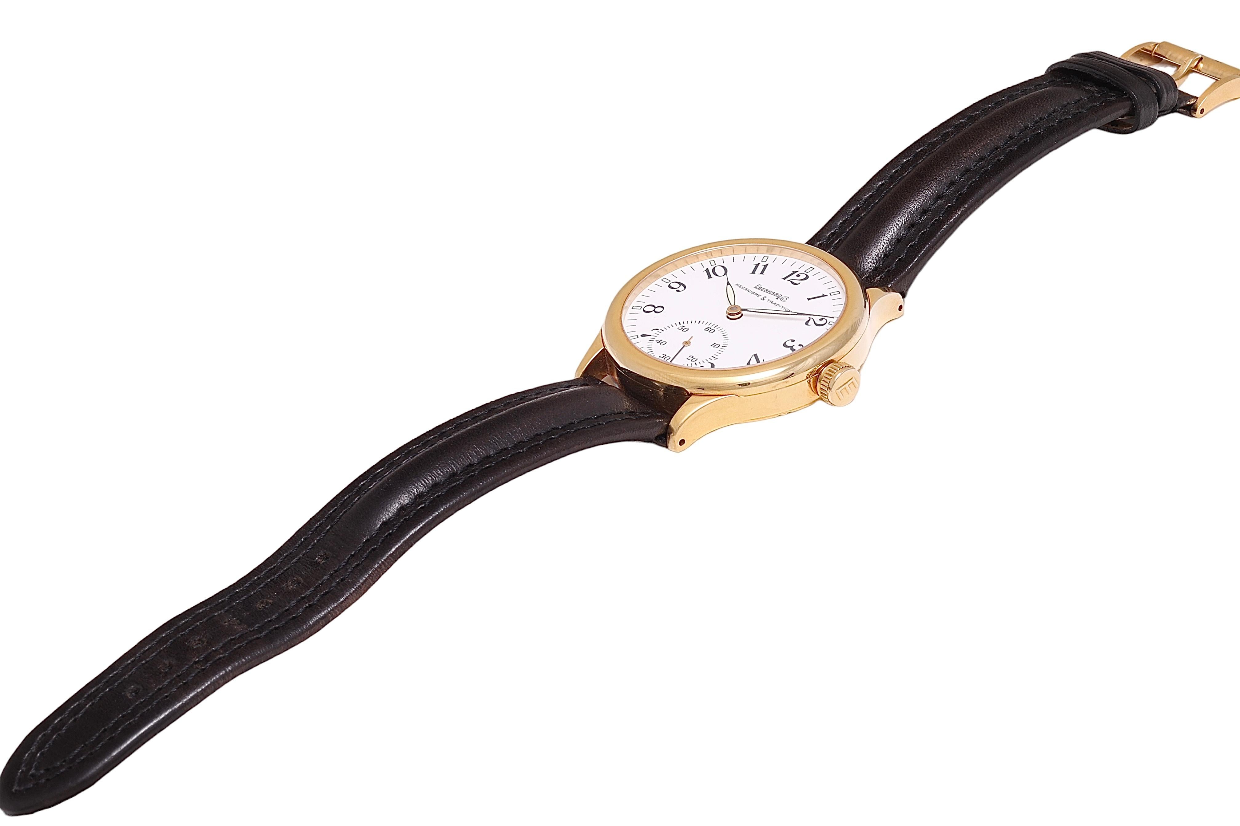 Grande montre-bracelet collection Grand Eberhard à remontage manuel 18 carats en vente 1