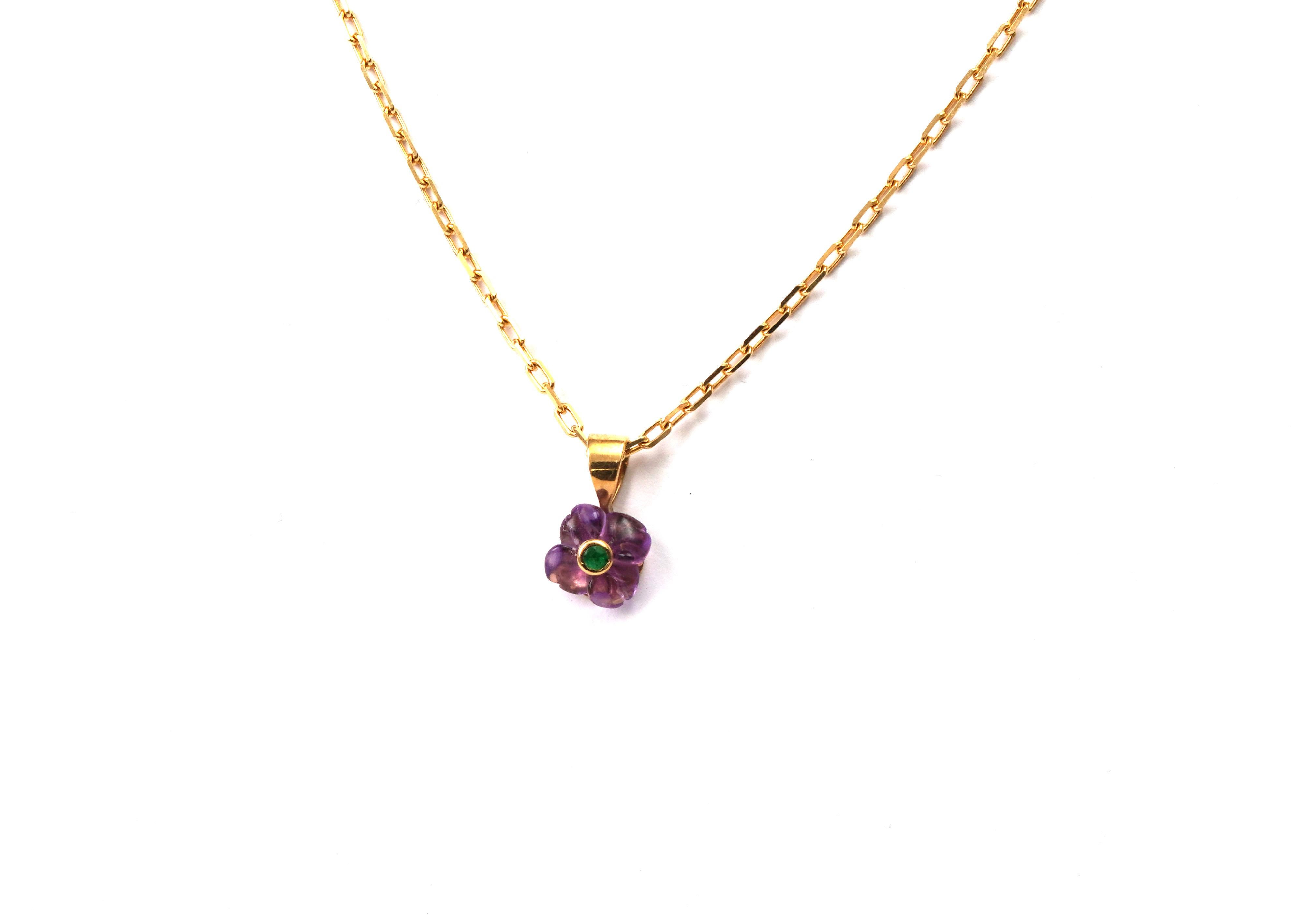 Modern 18 Kt Handmade Amethyst and Emerald Necklace For Sale