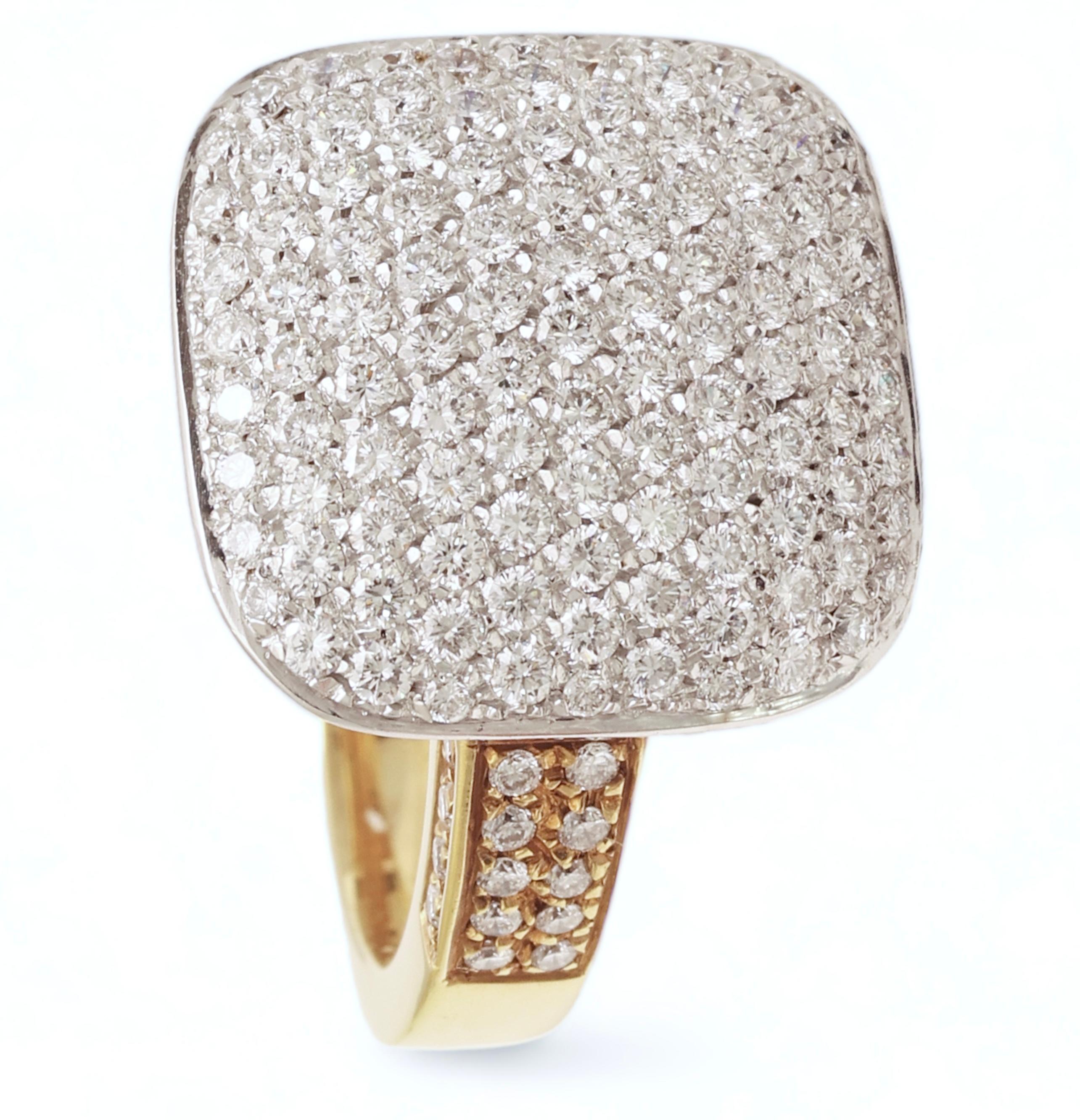 Modern  18 kt. Hulchi Belluni Bi color Ring Set with 2.4 ct. Brilliant cut Diamonds  For Sale