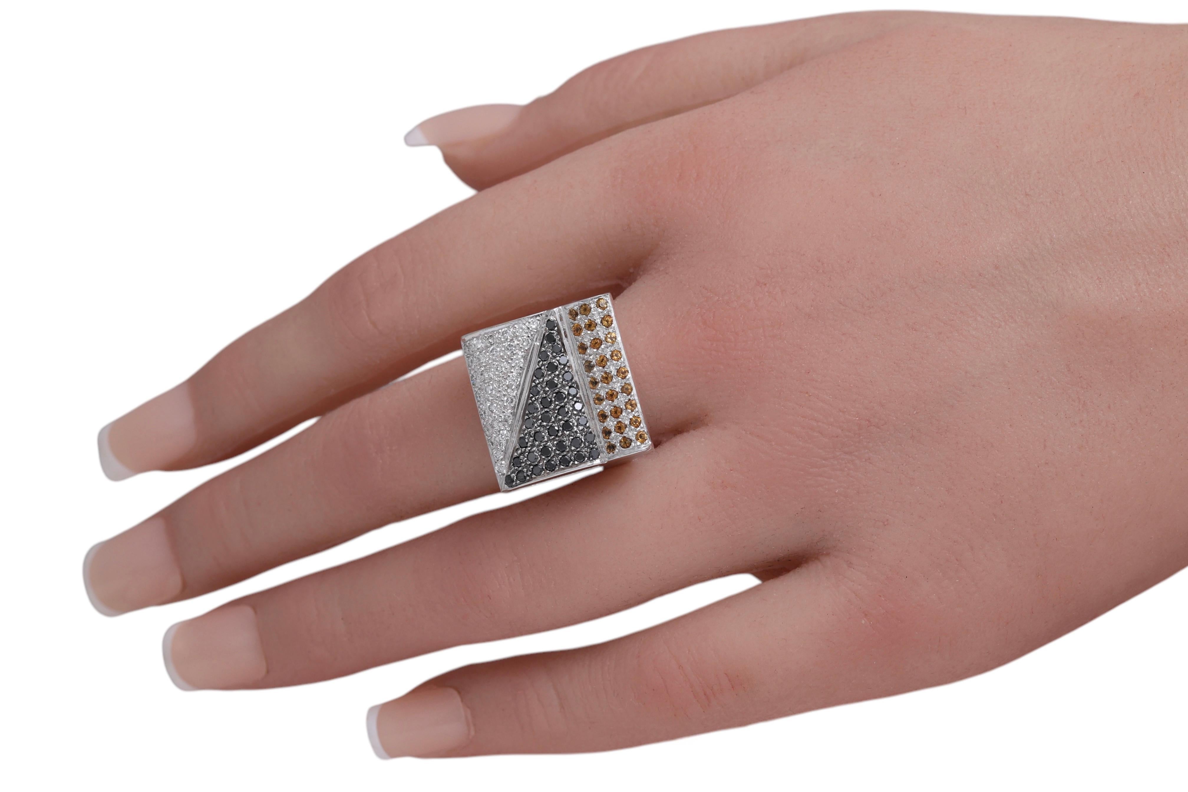 18 Kt Multi Color Diamond & Semi Precious Stones Ring For Sale 5