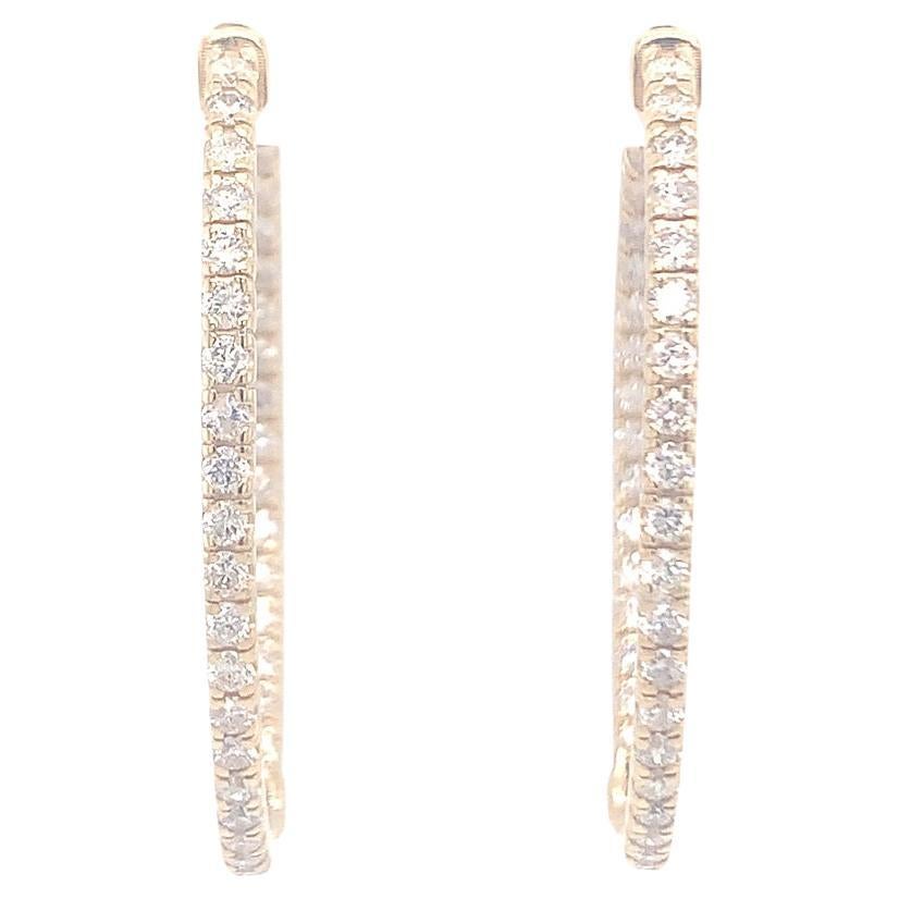 18-Kt Oval shaped 1.55 carat diamond hoop earrings For Sale