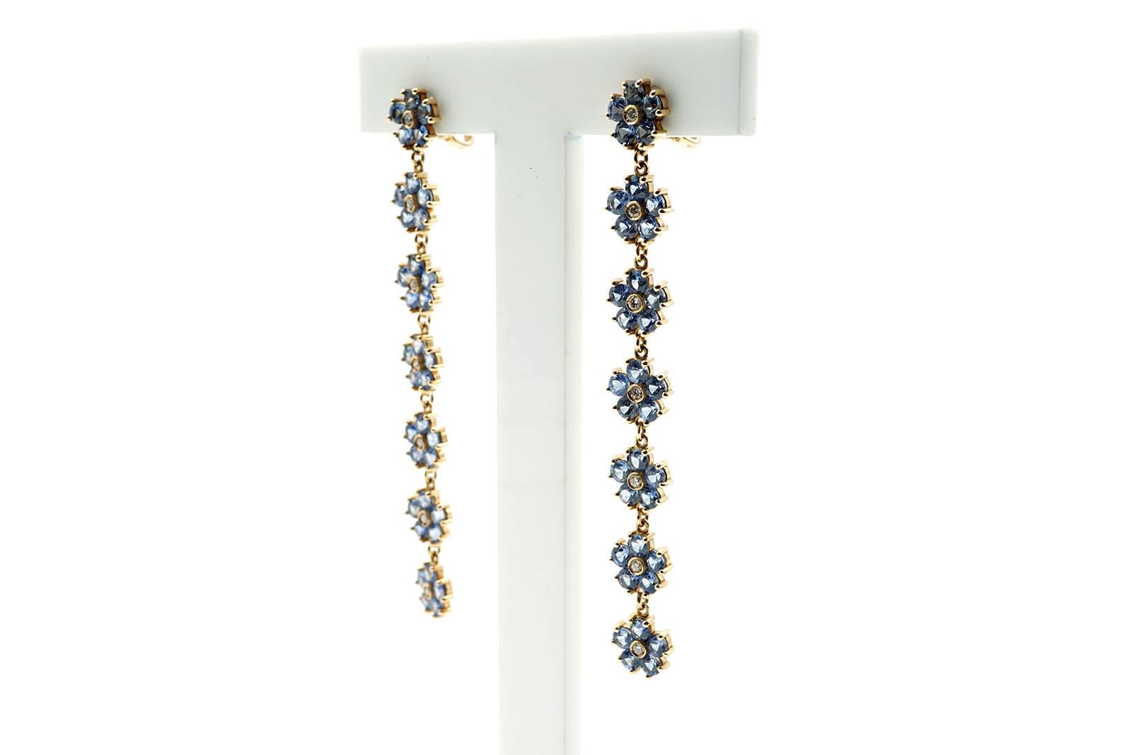Contemporary 18 Kt Pink Gold, Blue Sapphires and Diamonds Daisy Chandelier Earrings For Sale
