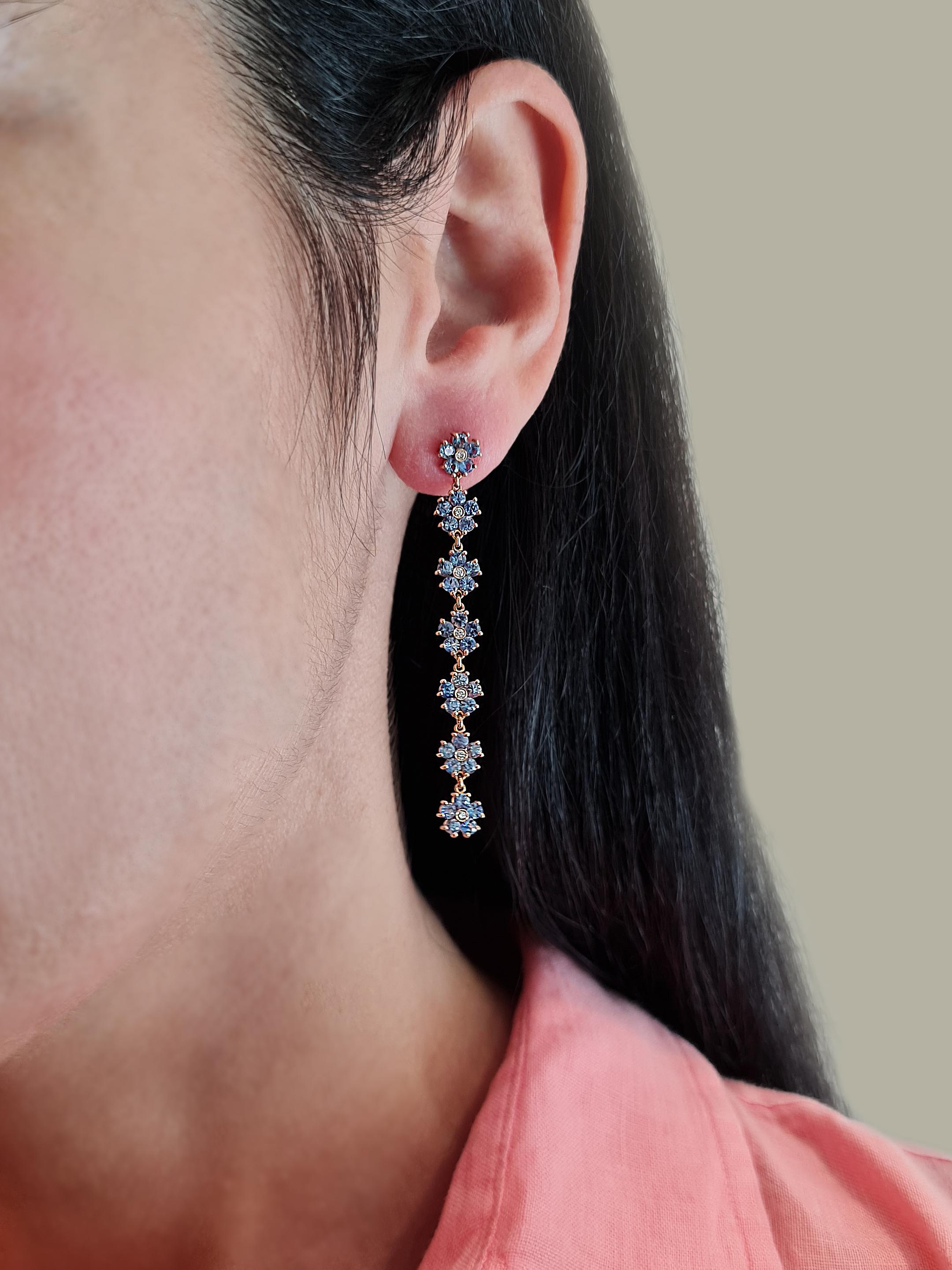 18 Kt Pink Gold, Blue Sapphires and Diamonds Daisy Chandelier Earrings For Sale 3