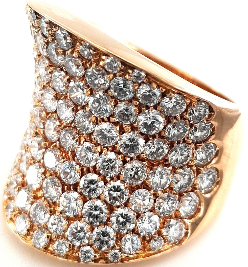 18kt Pink Gold Cocktail Ring with 5.80ct Pavé Set Brilliant Cut Diamonds In New Condition For Sale In Antwerp, BE