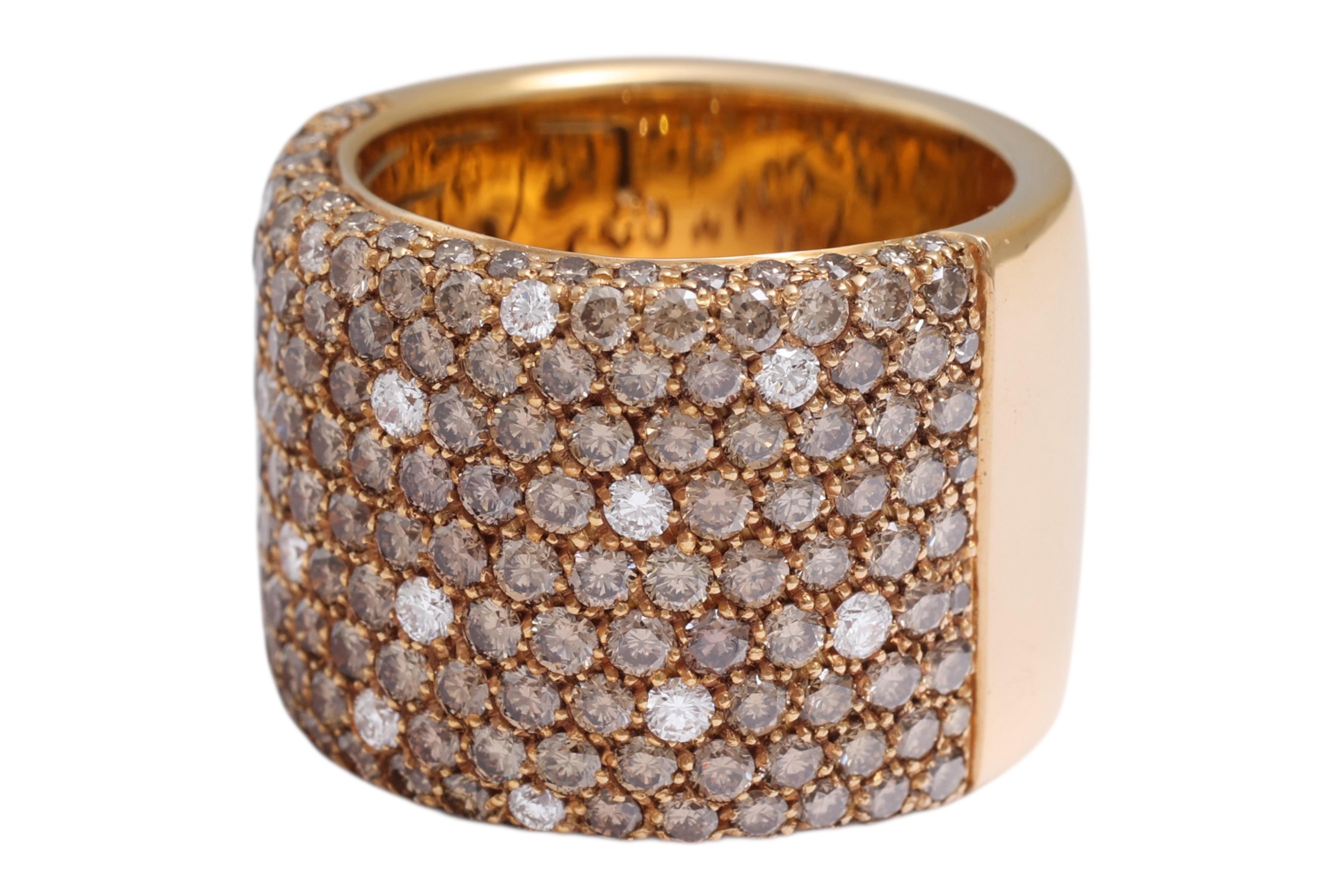 Modern 18 Kt Pink Gold Cognac & White Color 4.07 Ct Diamonds Pavé Set Ring For Sale