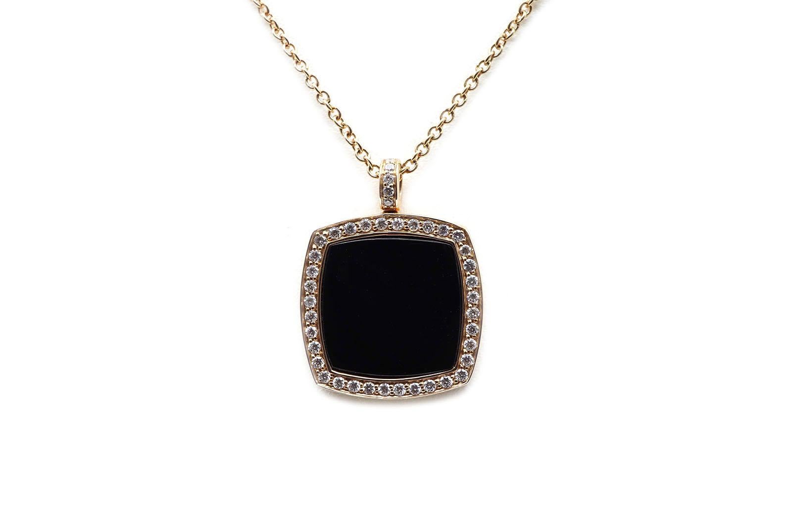 Contemporary 18 Kt Pink Gold, Diamonds and Onyx Pendant Necklace For Sale