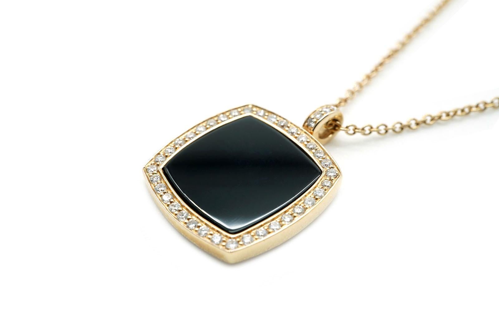 18 Kt Pink Gold, Diamonds and Onyx Pendant Necklace In New Condition For Sale In Cattolica, IT