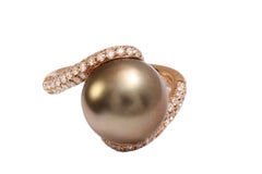 18 kt. Ring aus Roségold mit wunderschöner Tahiti-Perle und 0,96 Karat. Diamanten
