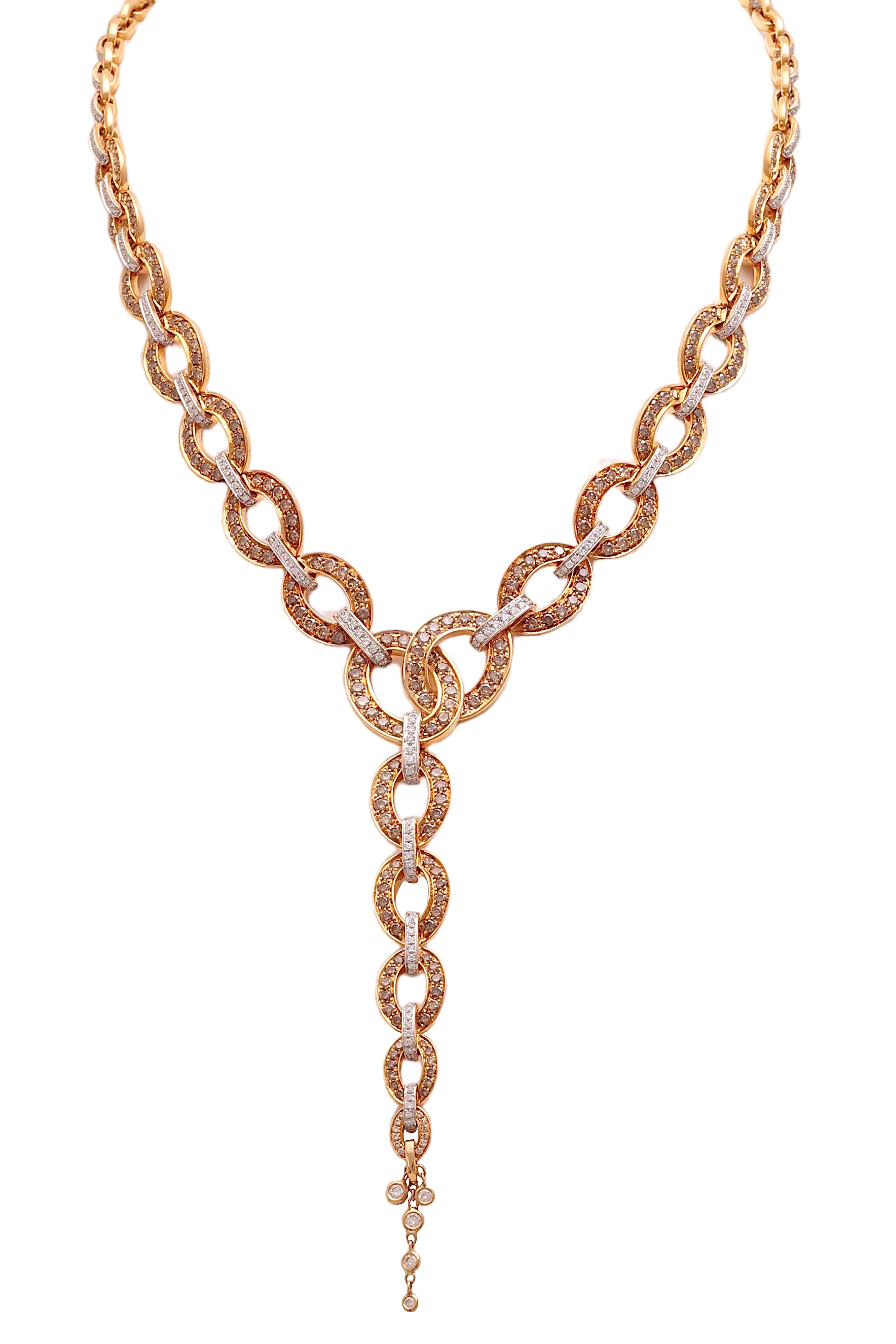 Brilliant Cut 18 kt. Pink & White Gold SET Necklace & Earrings Cognac & White 9.44 Ct Diamonds For Sale