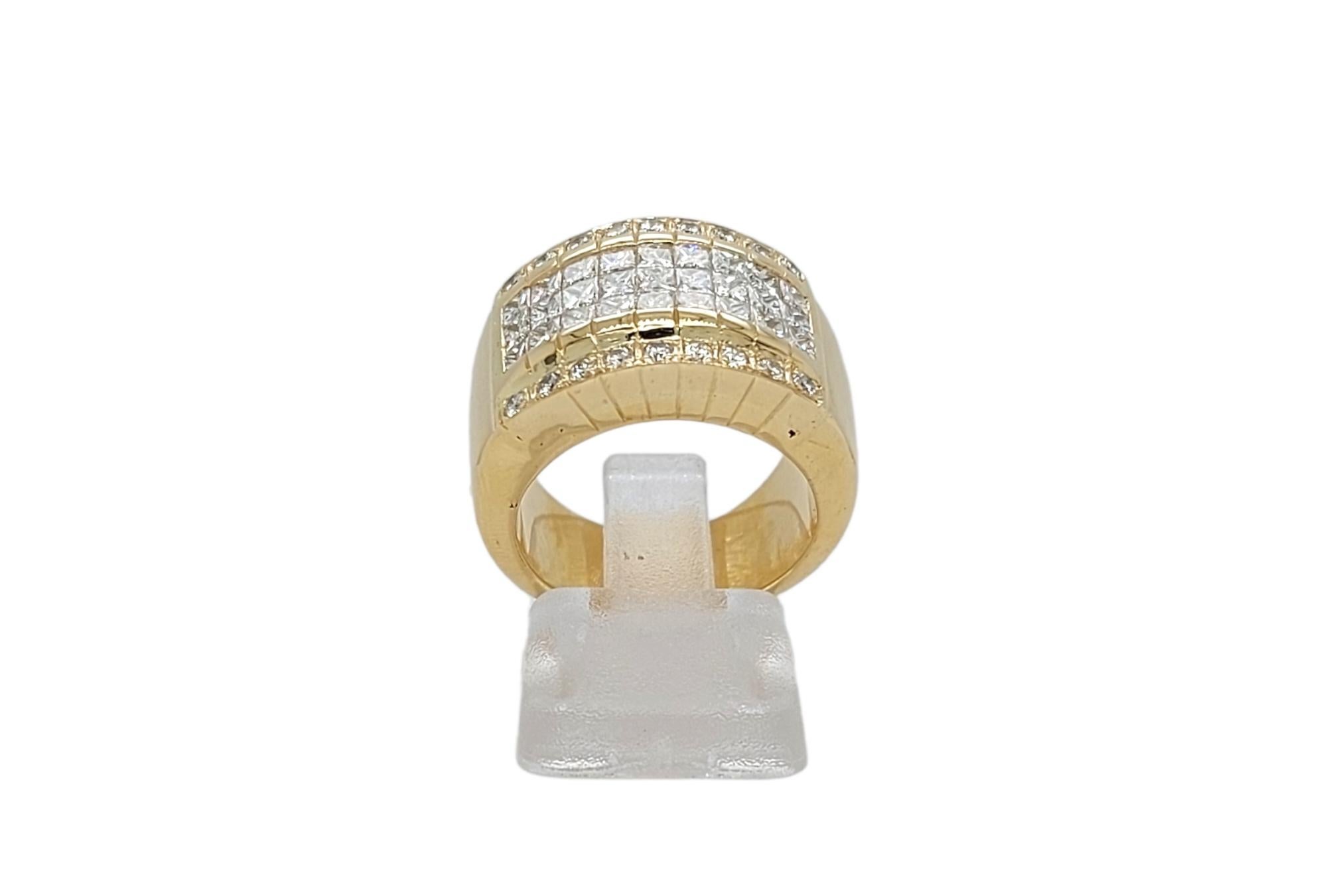18kt Princess Diamonds Invisible Bracelet & Matching Ring, Estate Sultan Oman For Sale 6