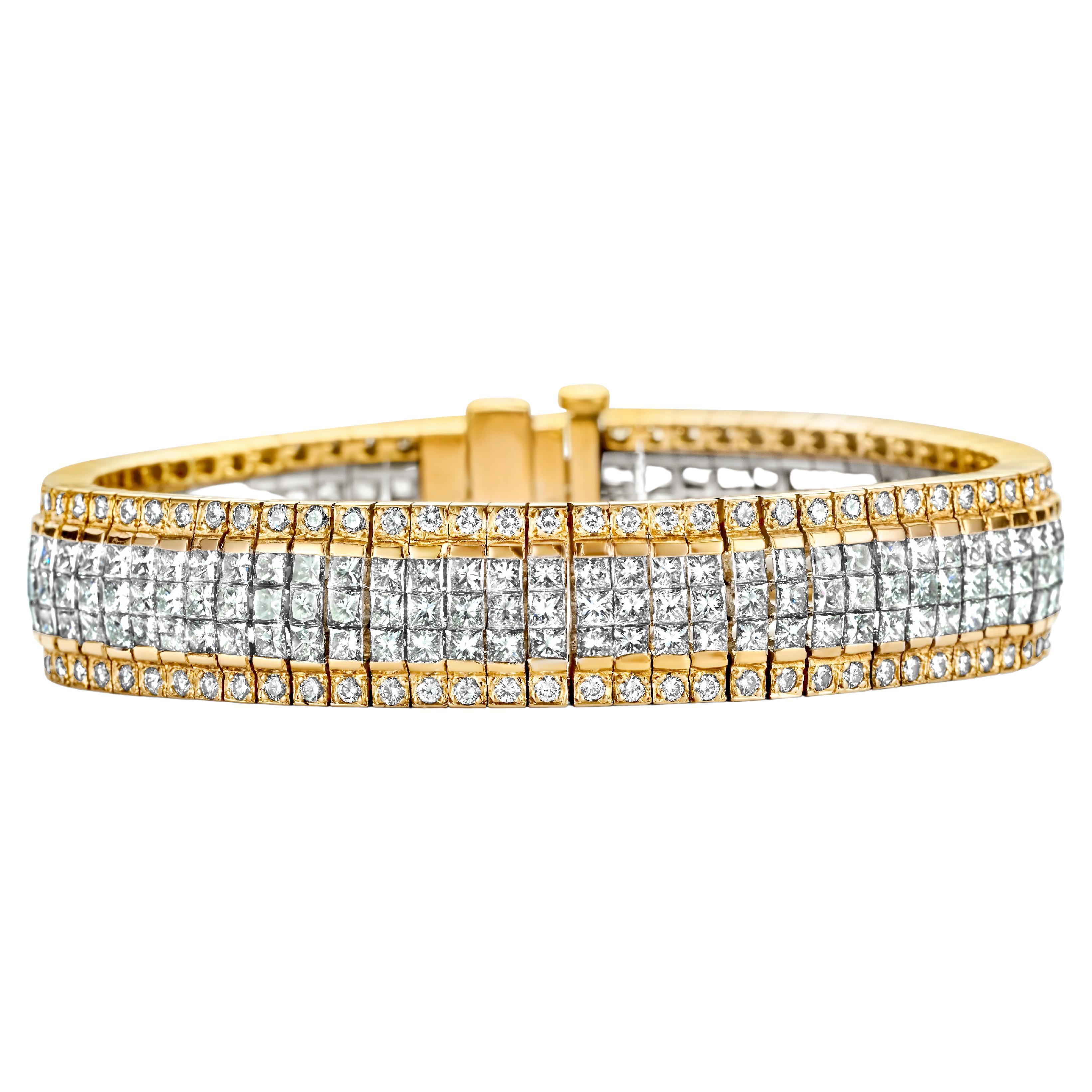 Bracelet invisible et bague assortie en diamants princesse de 18 carats, succession Sultan Oman en vente