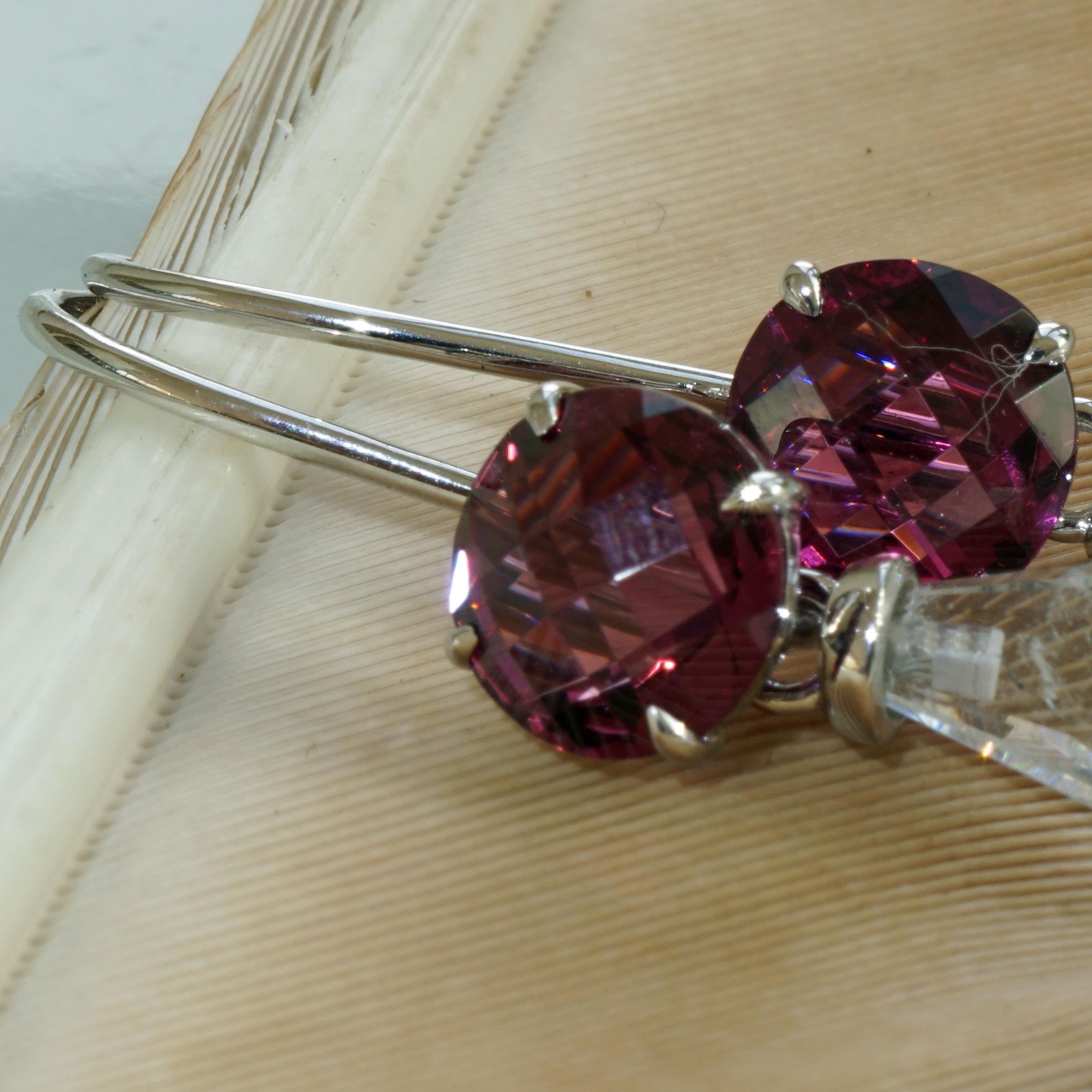 18 Kt Rhodolite Earrings with Detachable Pendant Beginnung of Earring Mania For Sale 5