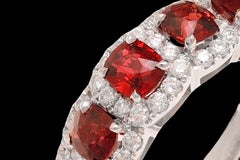 18 kt. ring with 5 Burmese Natural NH Spinel Gemstones & Brilliant Cut Diamond