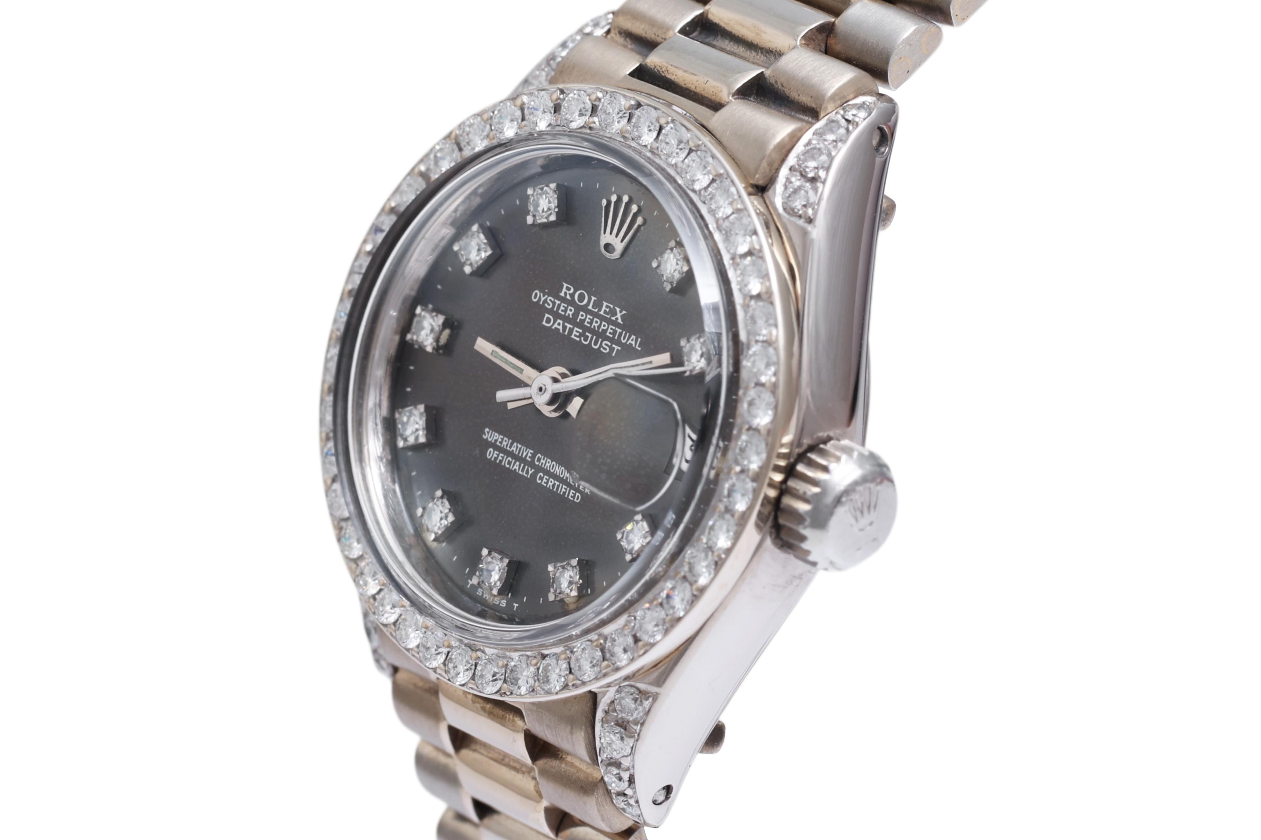 Rolex Lady President in oro bianco 18 Kt con quadrante e lunetta di diamanti

Indossato in ottime condizioni Rolex Oyster Perpetual Datejust, diamanti President, oro bianco.

Movimento: Automatico

Funzioni: ore, minuti, secondi e data.

Cassa: oro