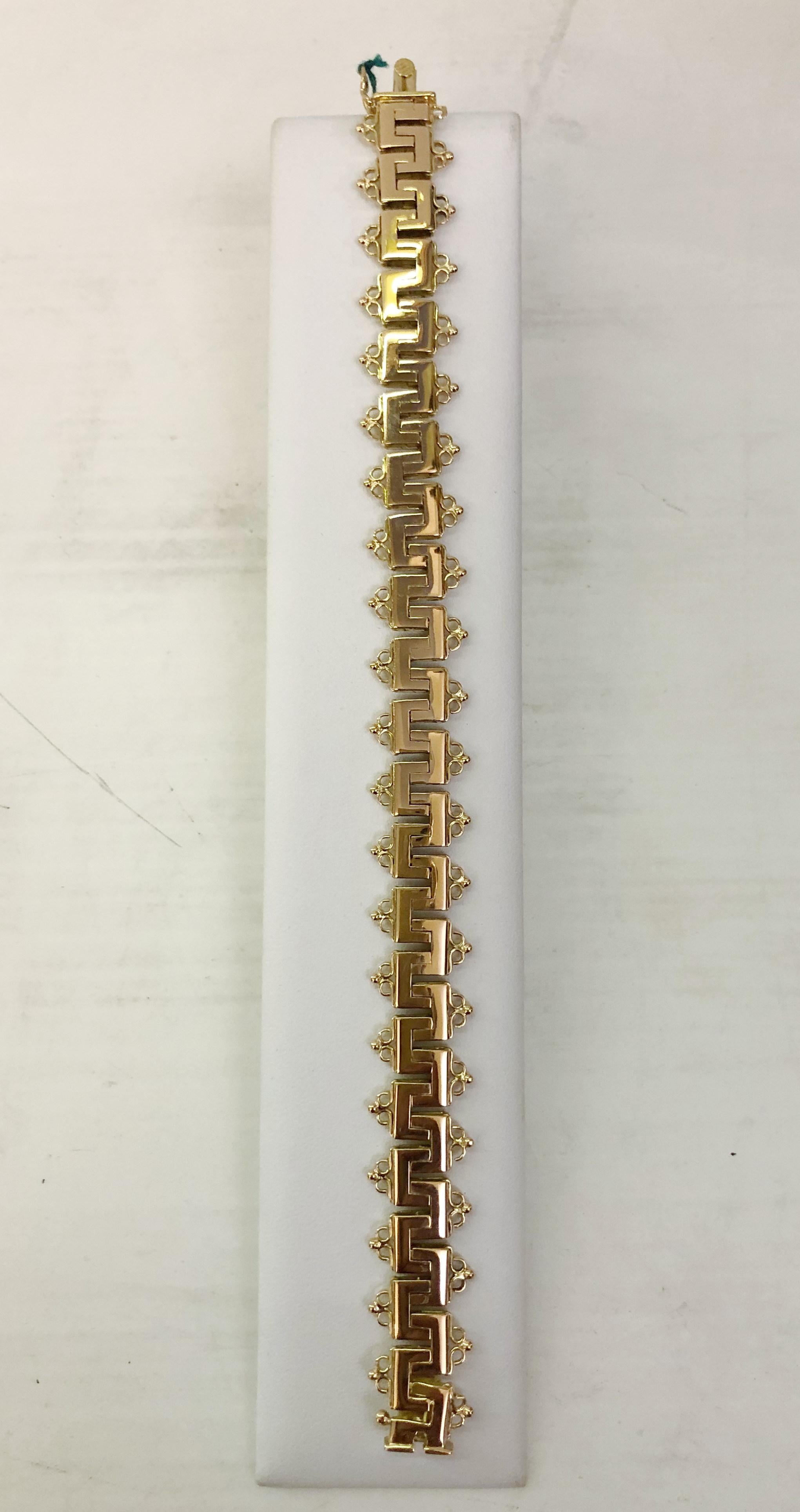 18 Kt Rose Gold Bracelet In Good Condition For Sale In Palm Springs, CA