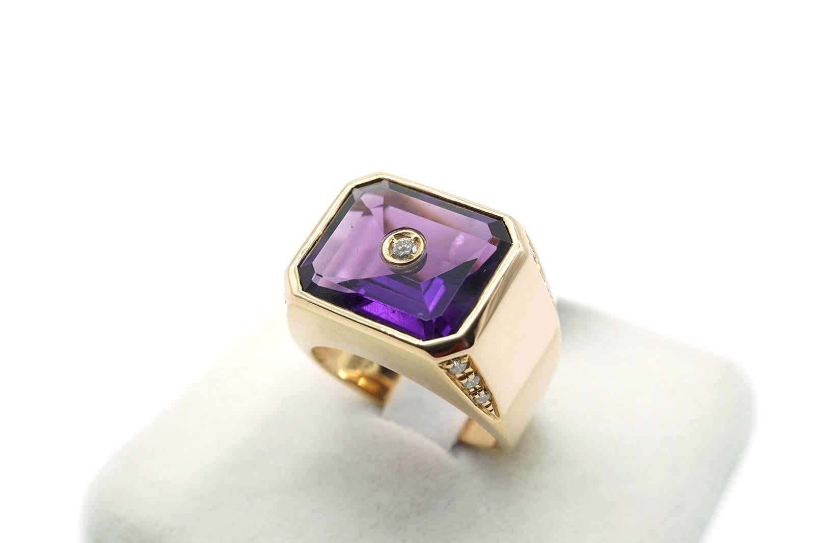 18 Karat Roségold, Diamanten und Amethyst Chevalier-Ring im Zustand „Neu“ im Angebot in Cattolica, IT