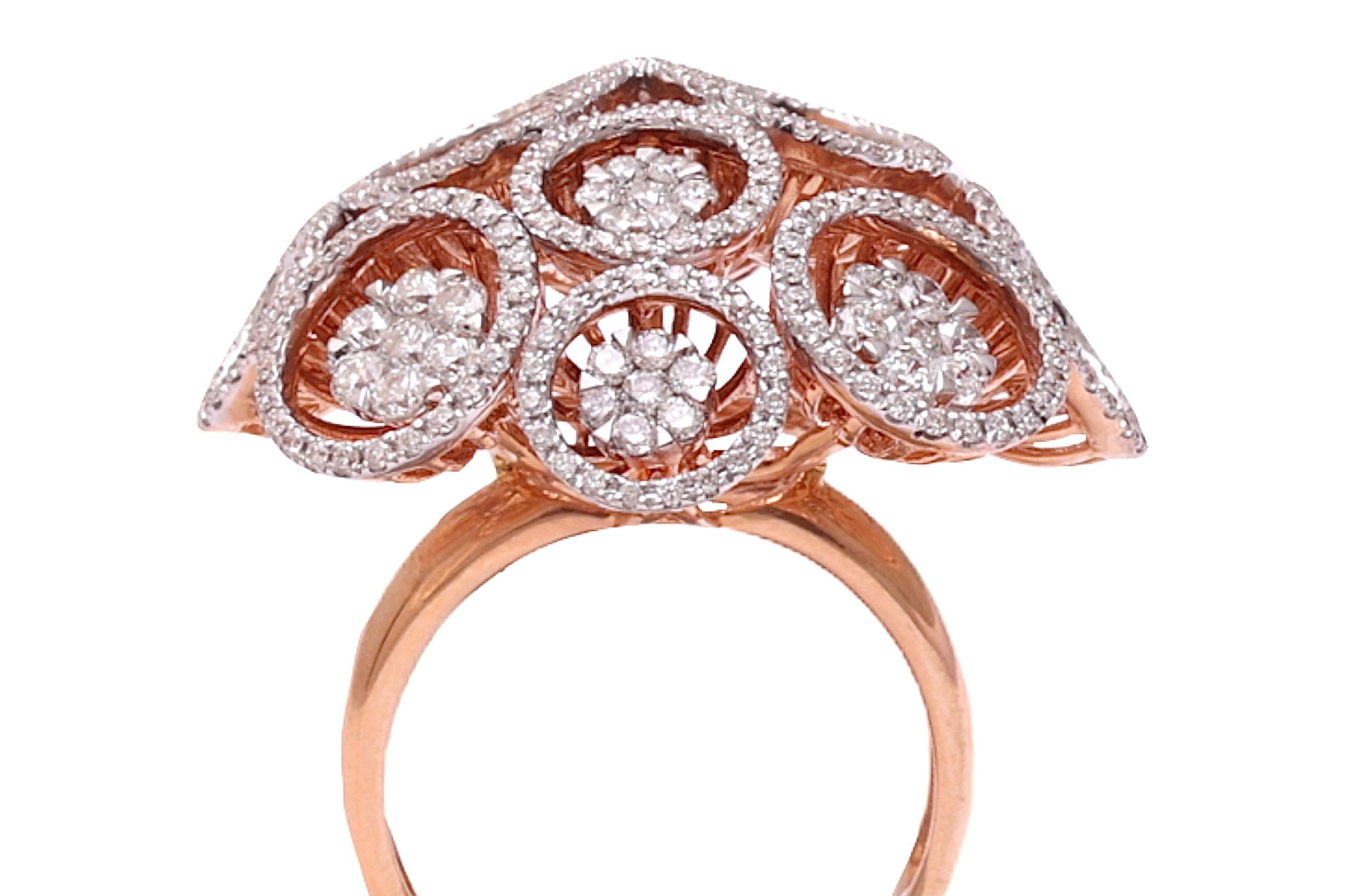 18 kt. Rose Gold Flower Shape  Ring With 2.6 ct. Diamonds For Sale 1